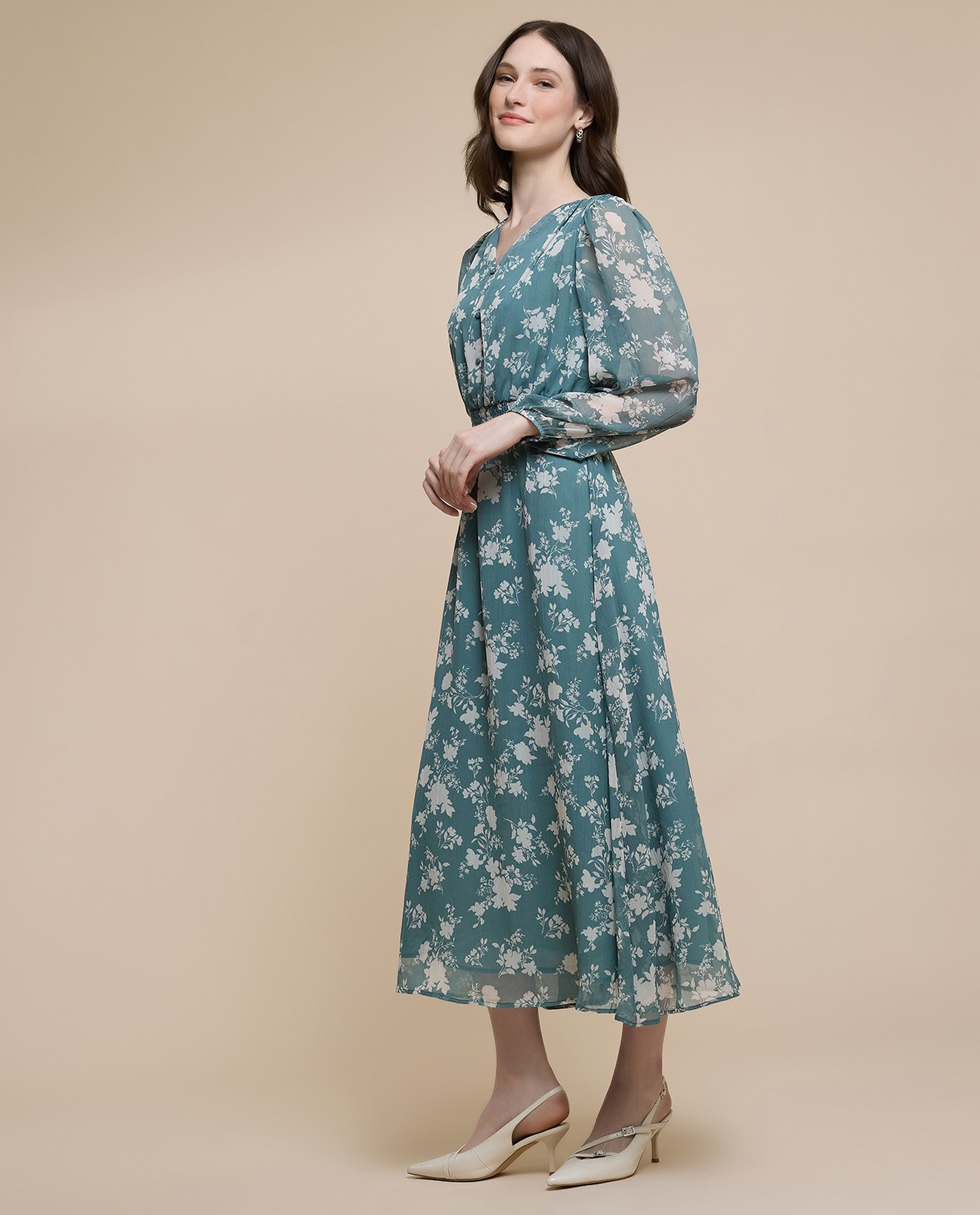 Printed Midi Dress with V-Neck and Puff Sleeves