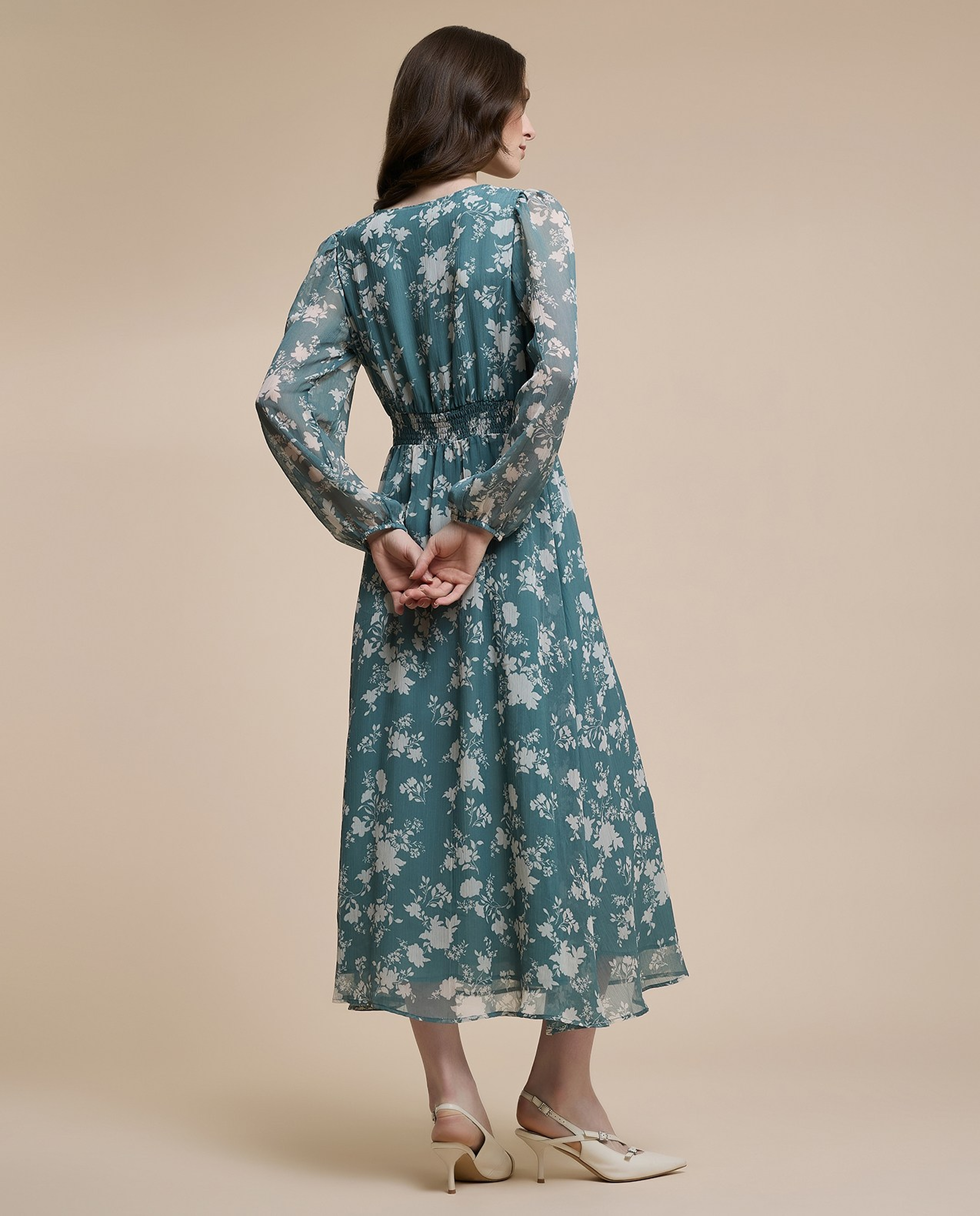 Printed Midi Dress with V-Neck and Puff Sleeves