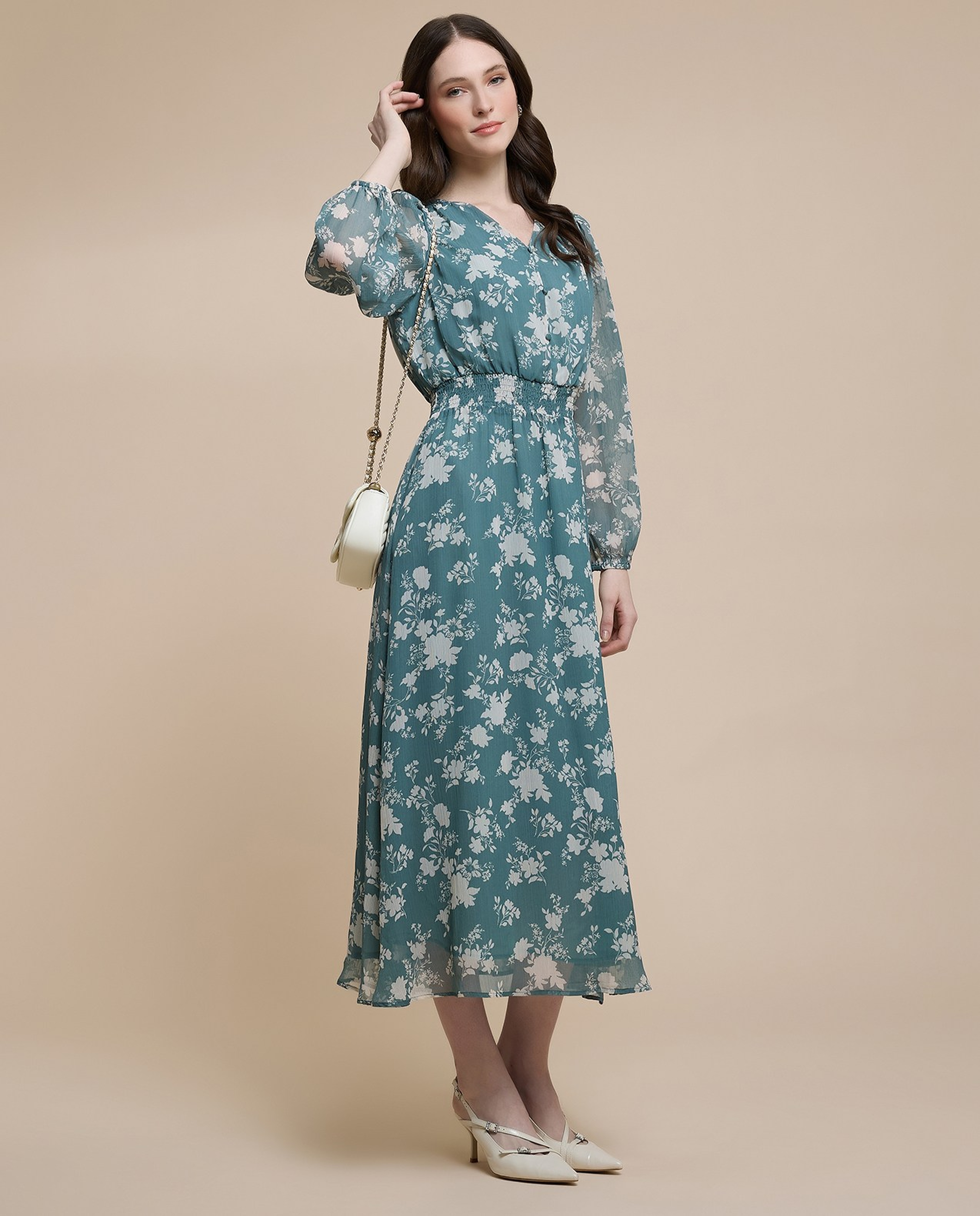 Printed Midi Dress with V-Neck and Puff Sleeves