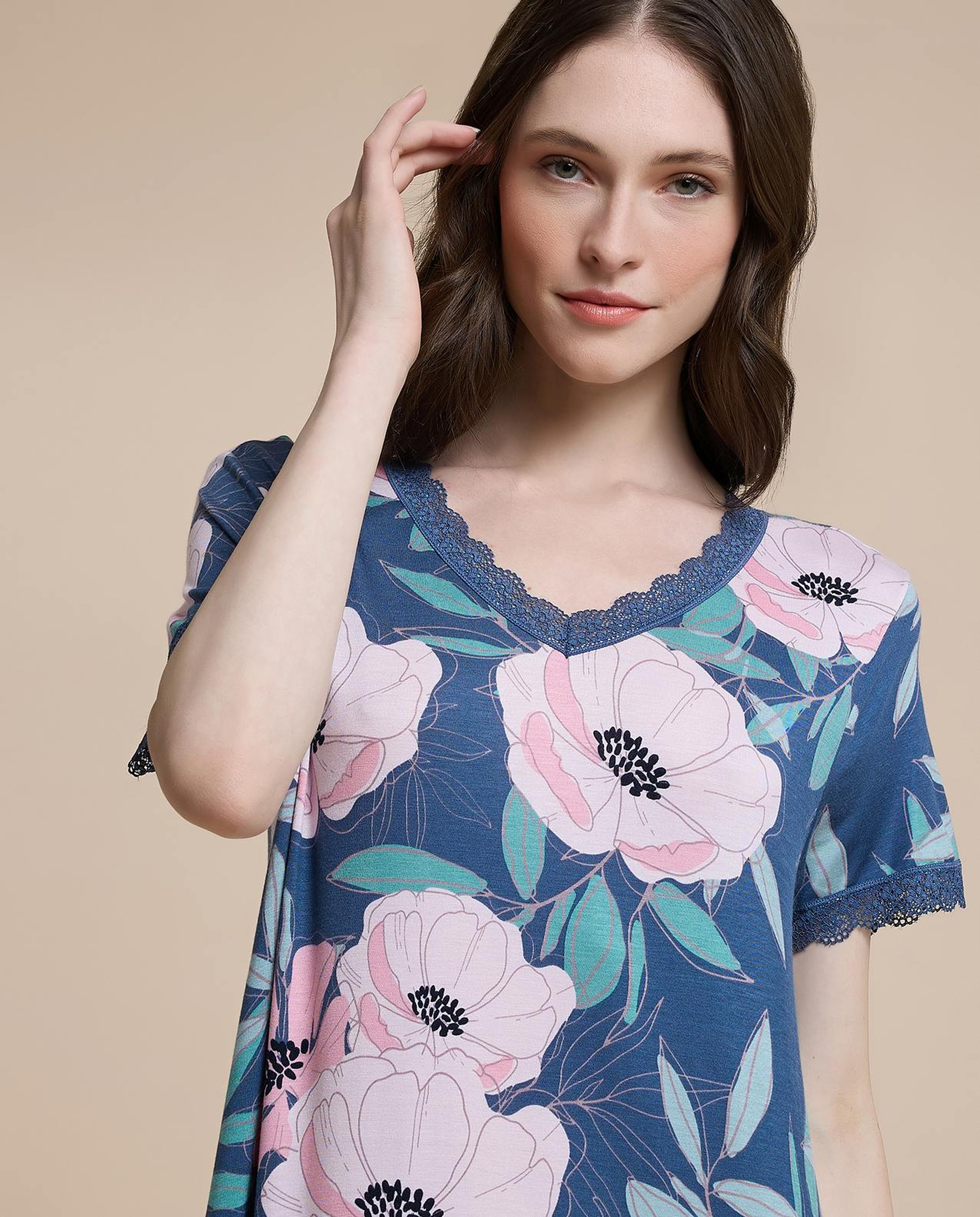 Floral Print Nightgown with Short Sleeves