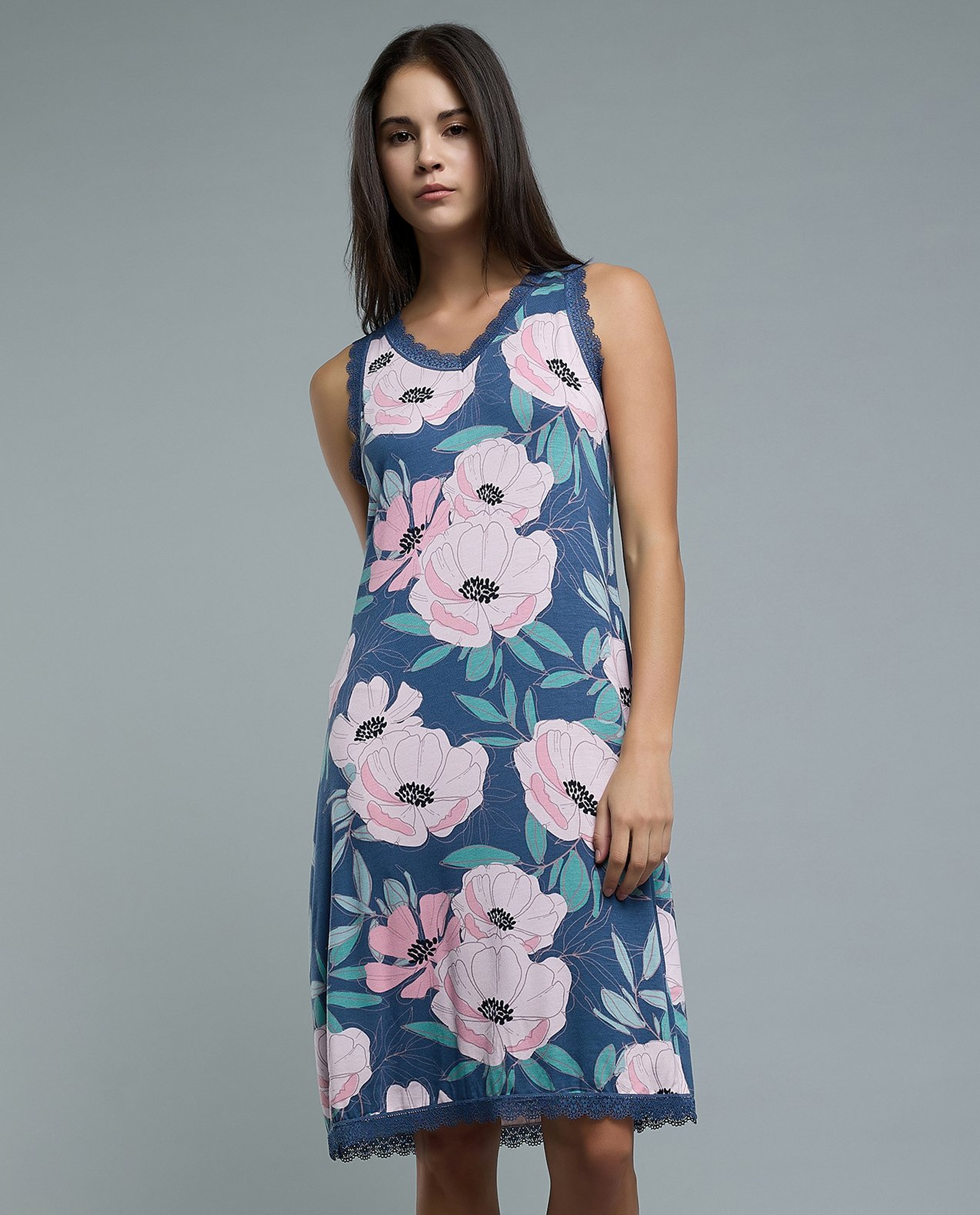 Floral Print Sleeveless Nightdress