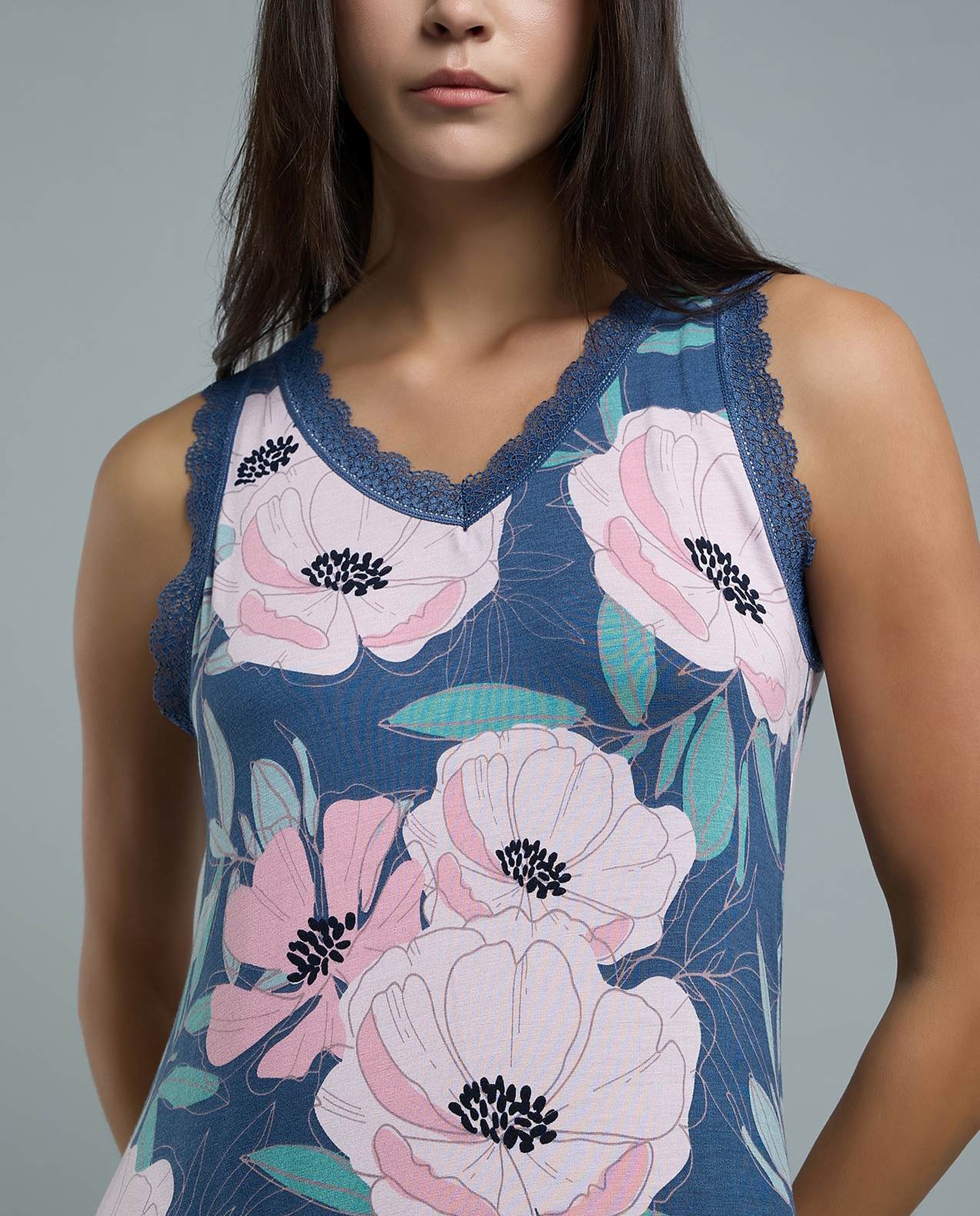 Floral Print Sleeveless Nightdress