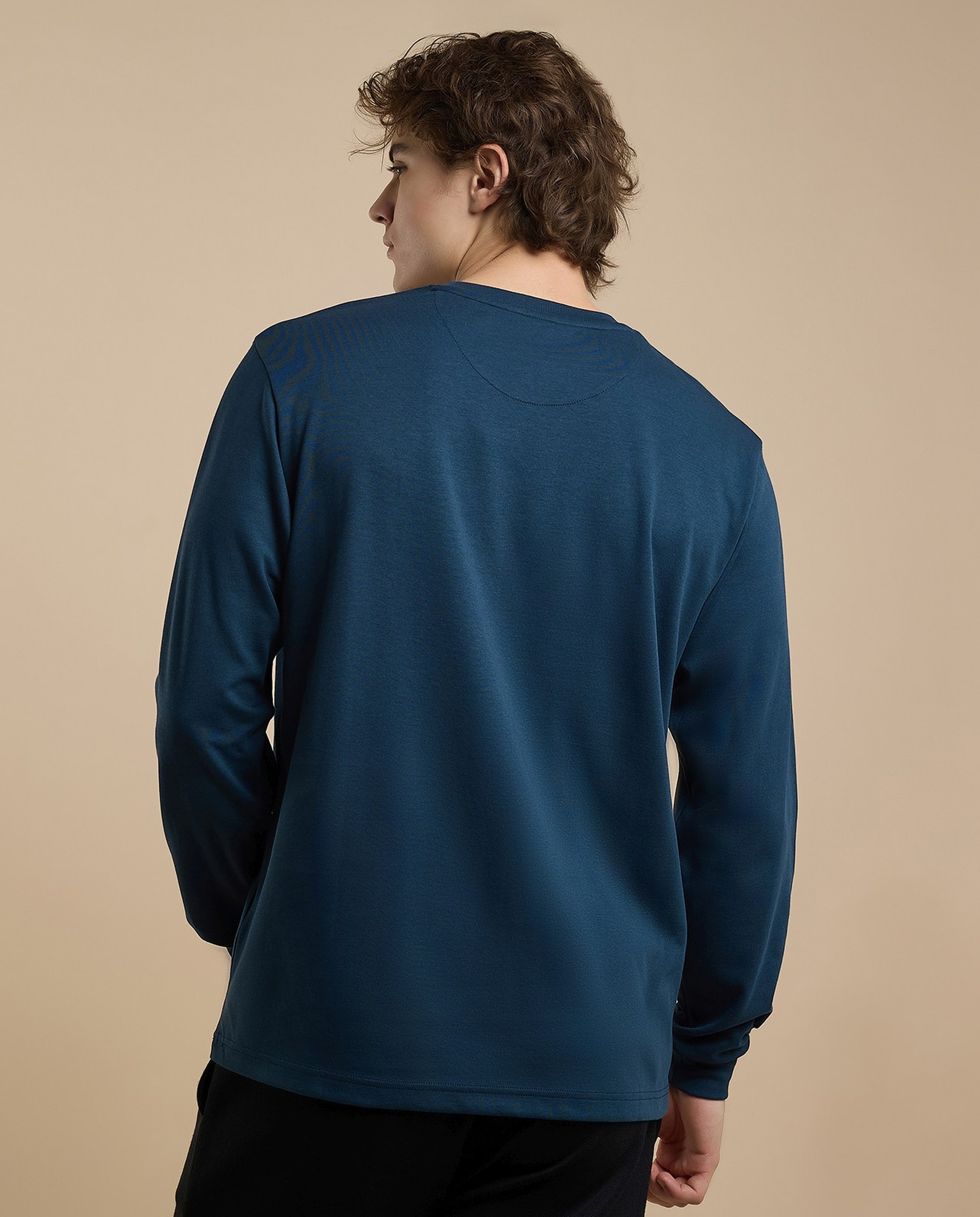 Solid T-Shirt with Crew Neck and Long Sleeves