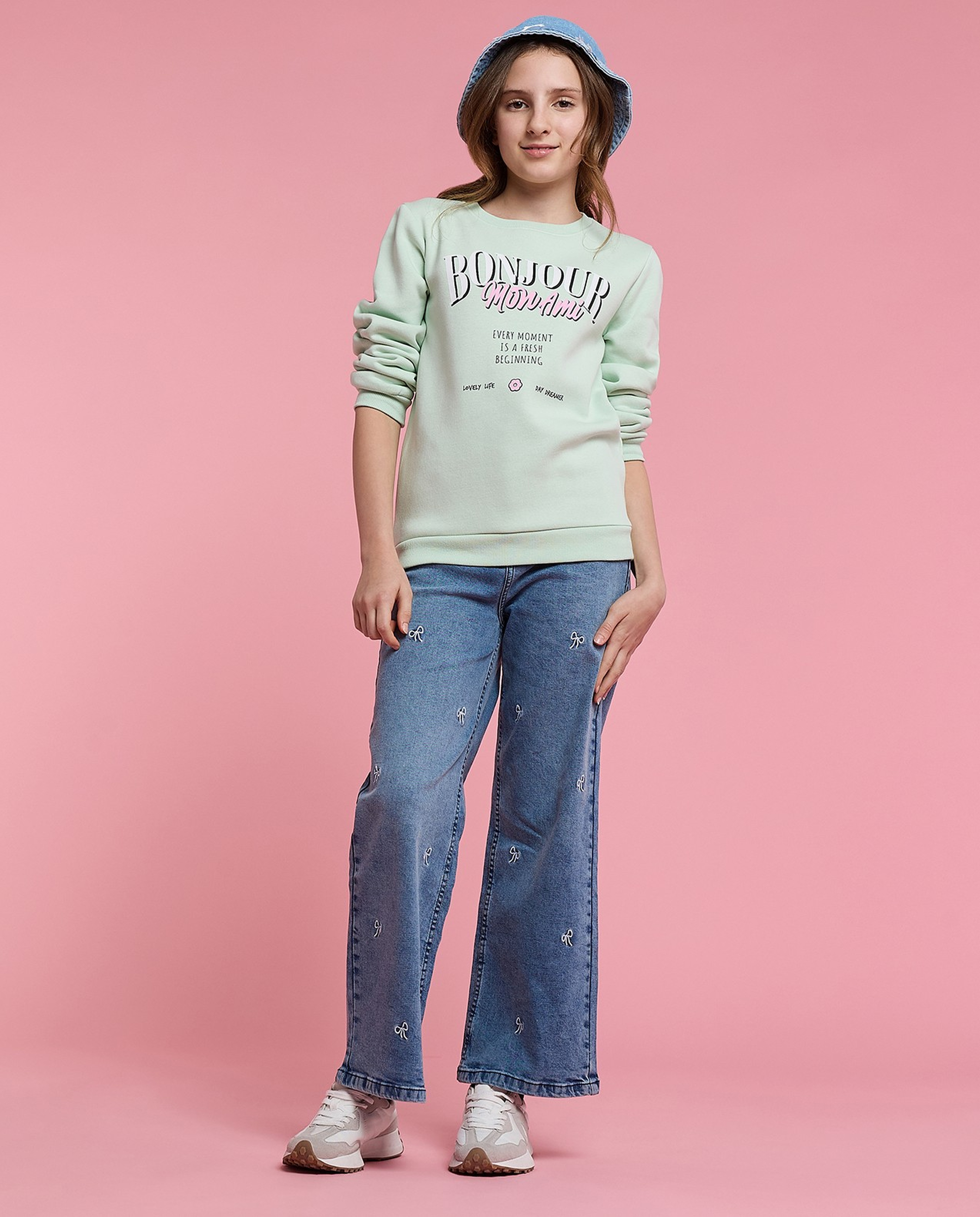 Typography Print Sweatshirt with Crew Neck and Long Sleeves