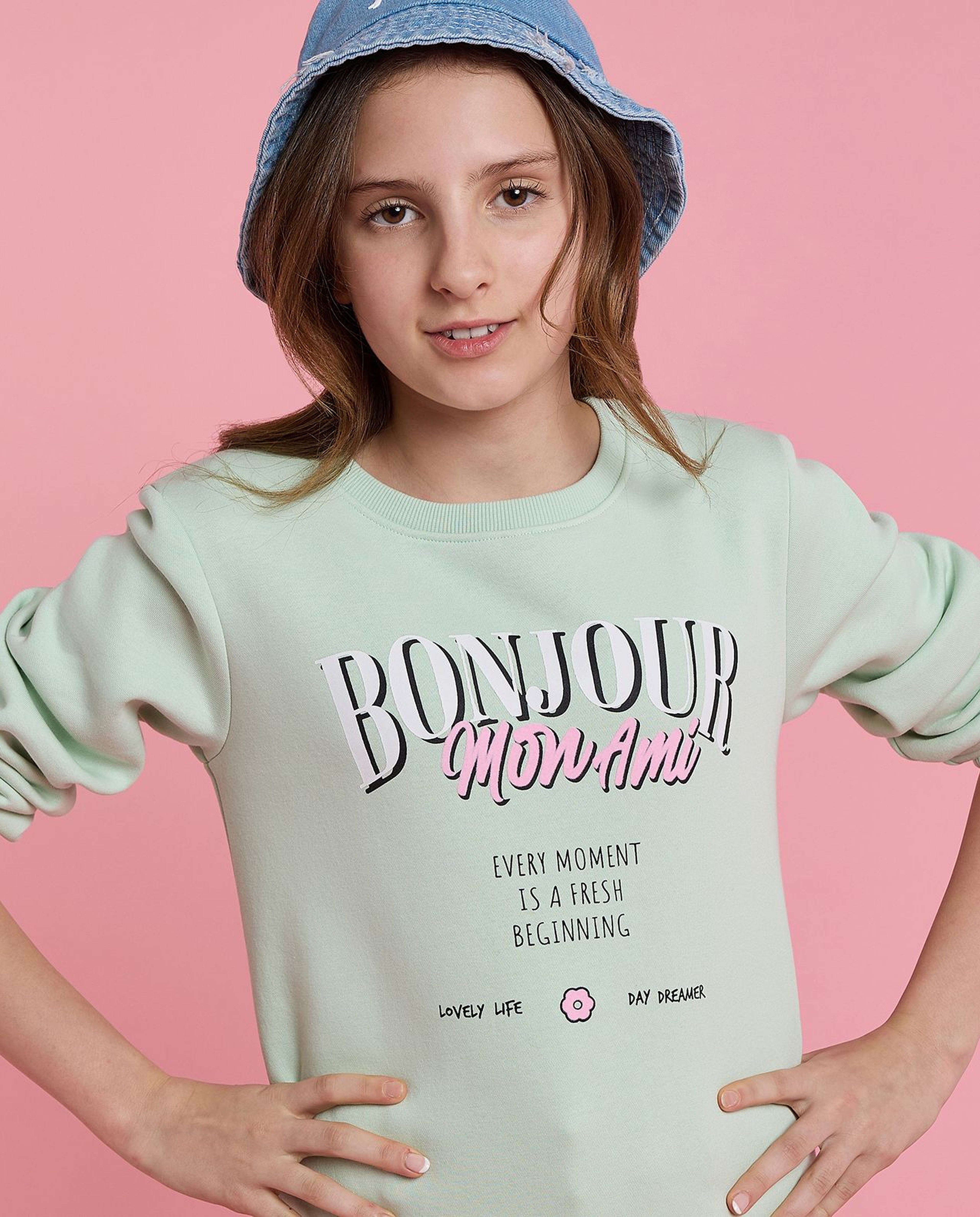 Typography Print Sweatshirt with Crew Neck and Long Sleeves