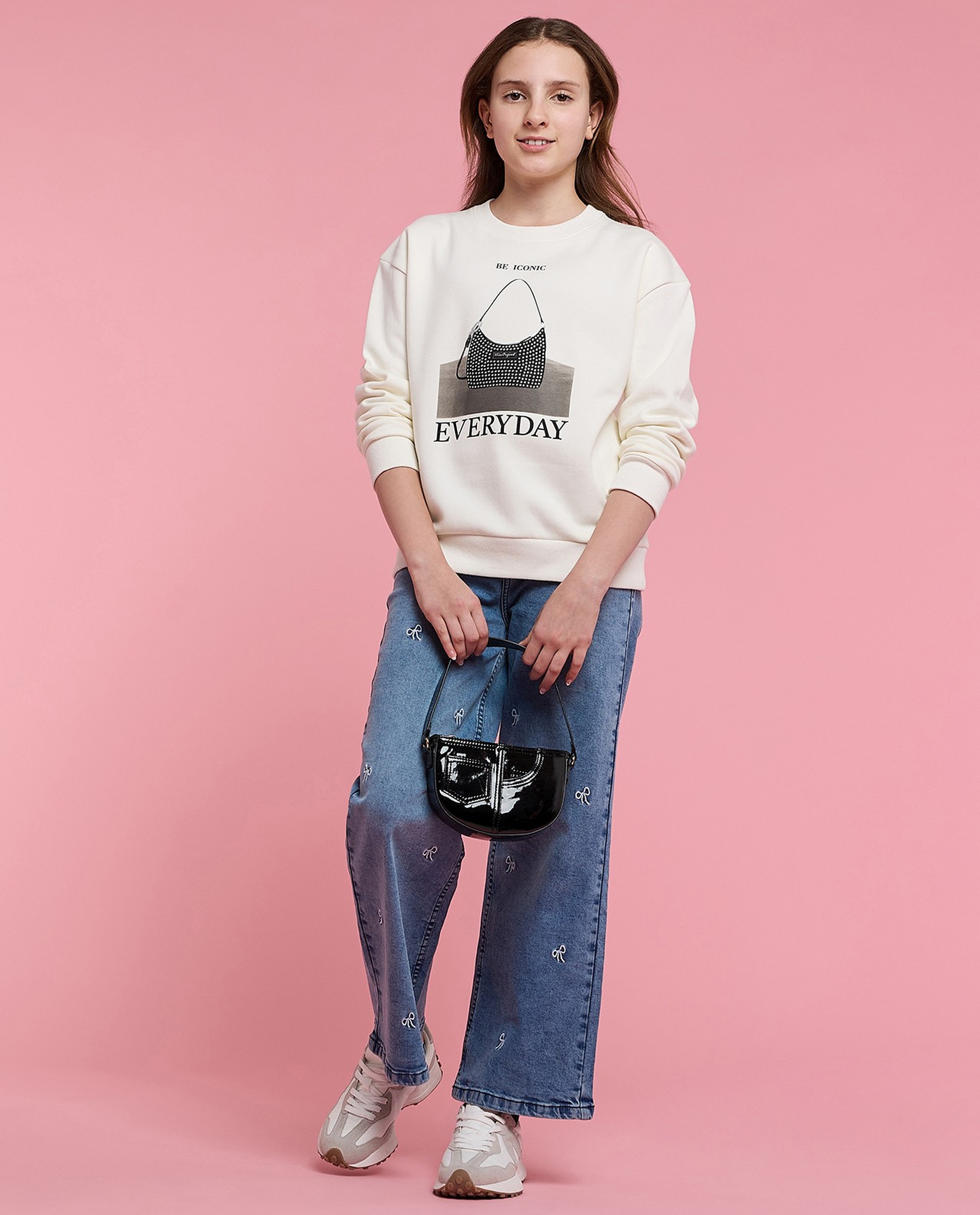 Typography Print Sweatshirt with Crew Neck and Long Sleeves