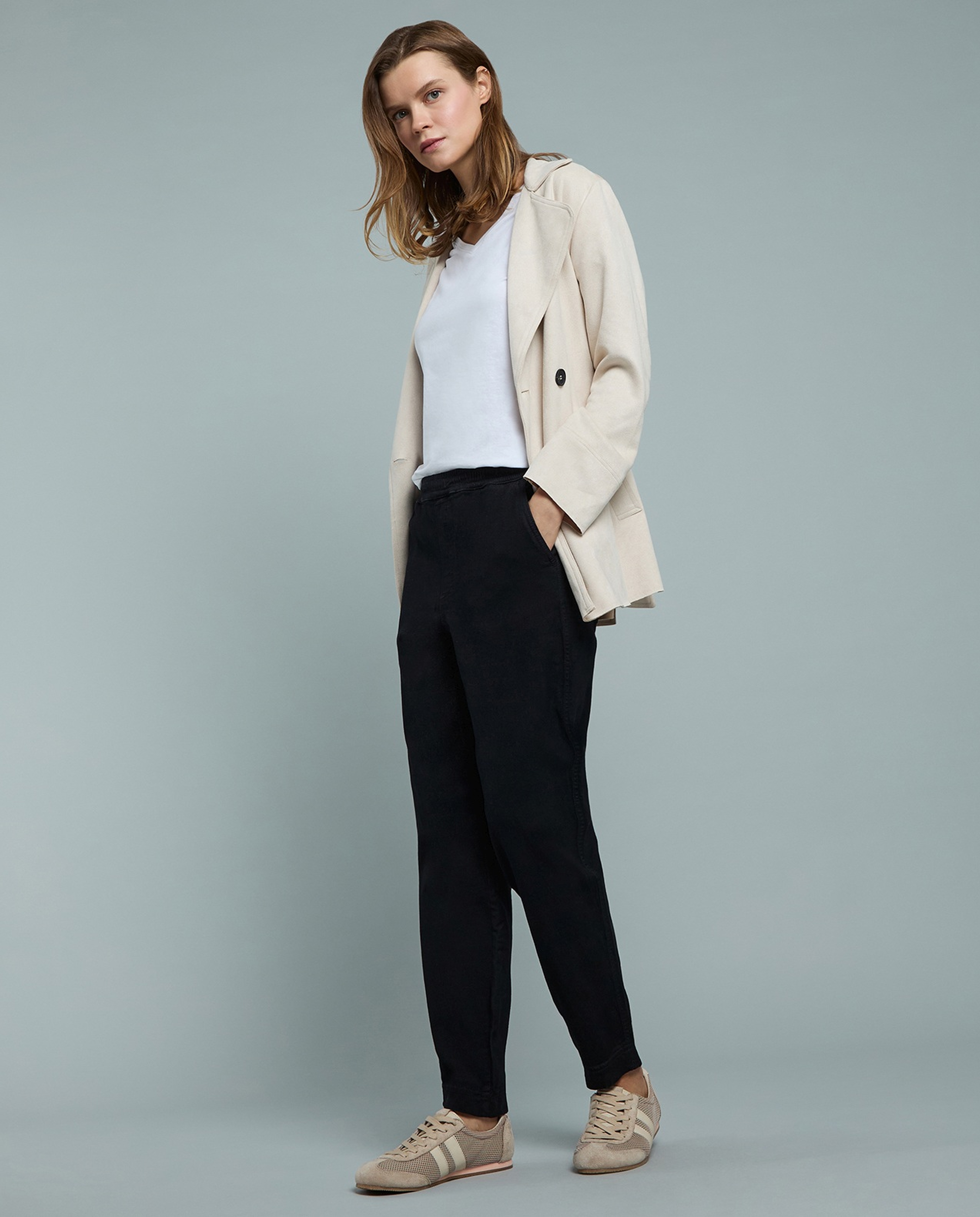 Solid Mom Fit Jeans with Elastic Waist