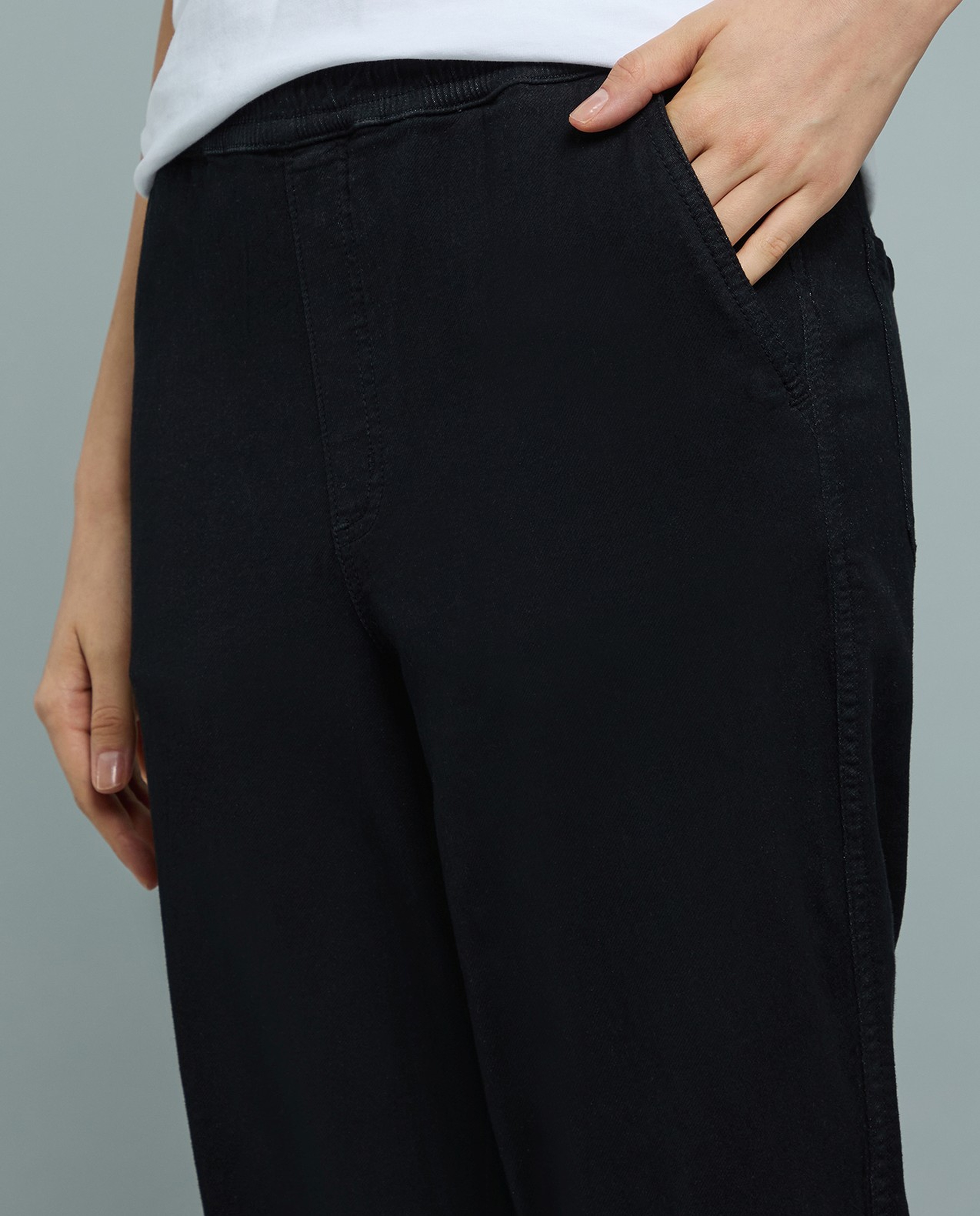 Solid Mom Fit Jeans with Elastic Waist