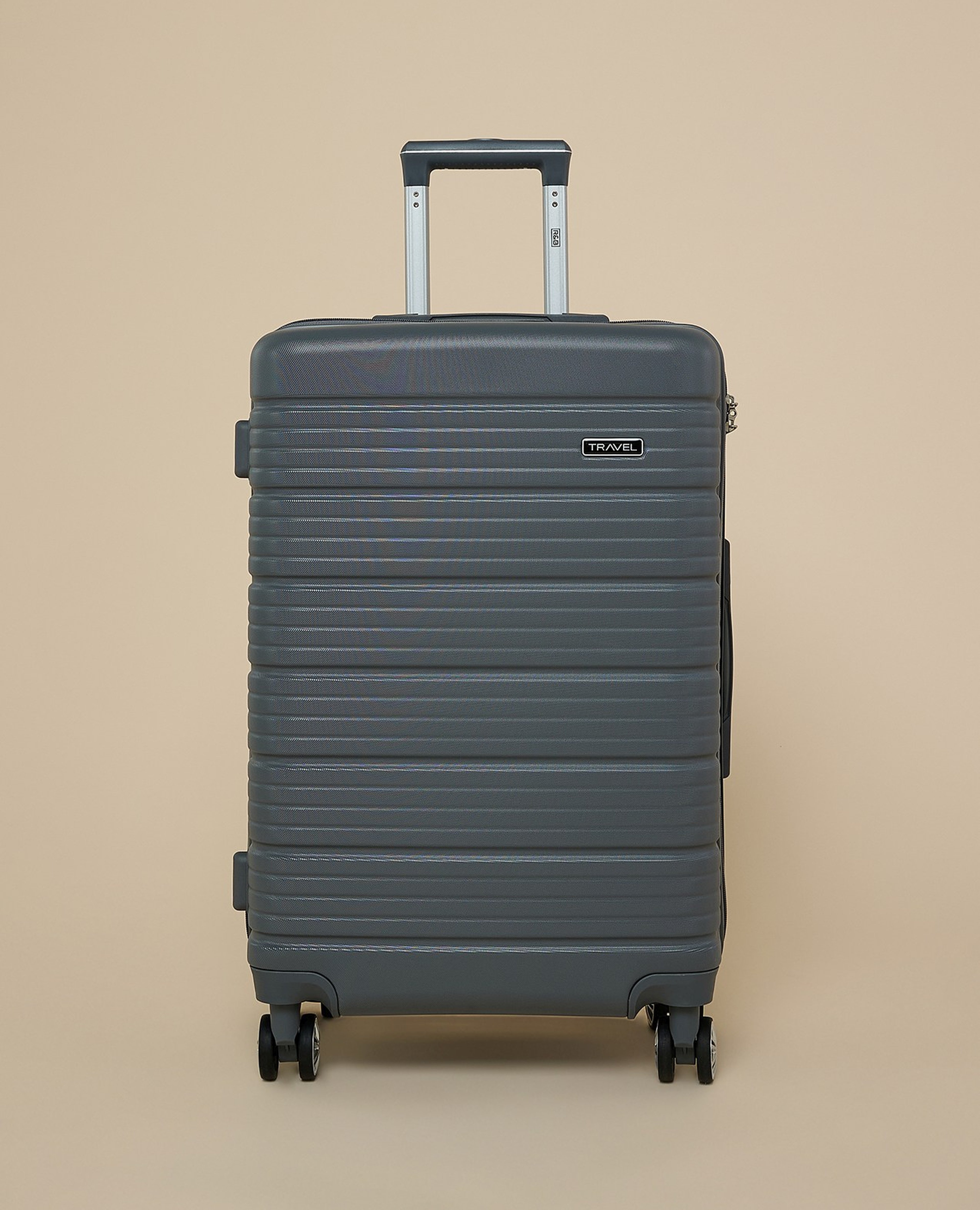 شنطة ظهر بعجلات