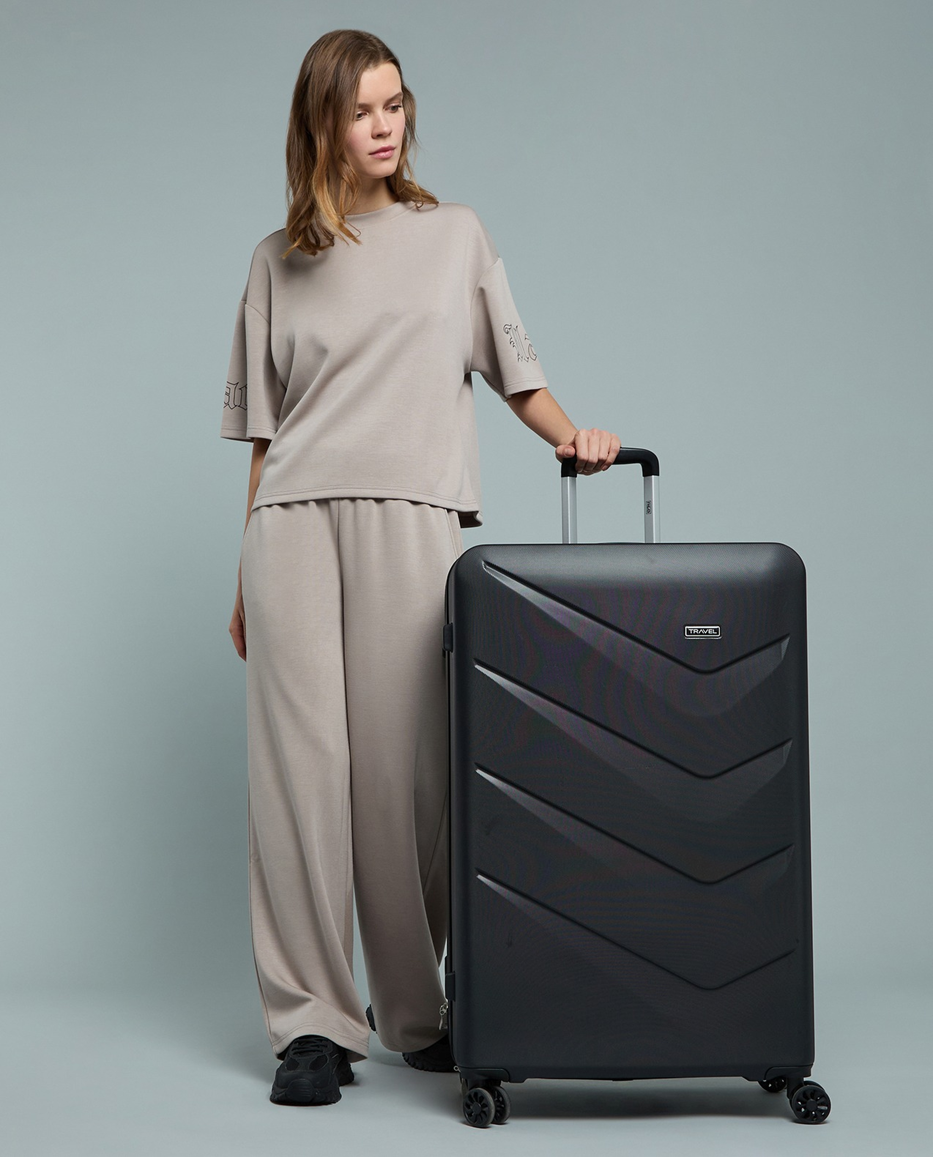 Textured Trolley Bag