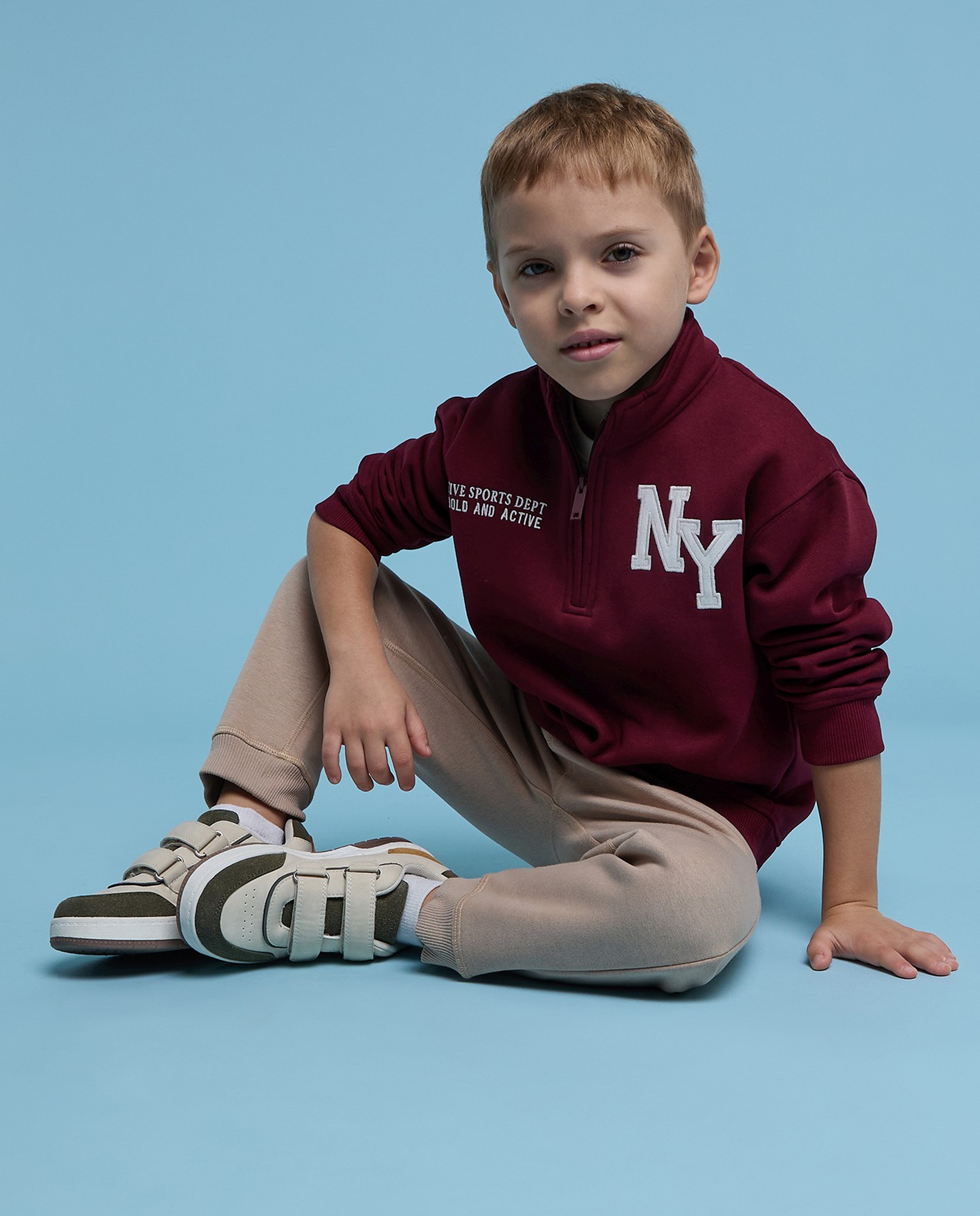 Embroidered Sweatshirt with High Neck and Long Sleeves