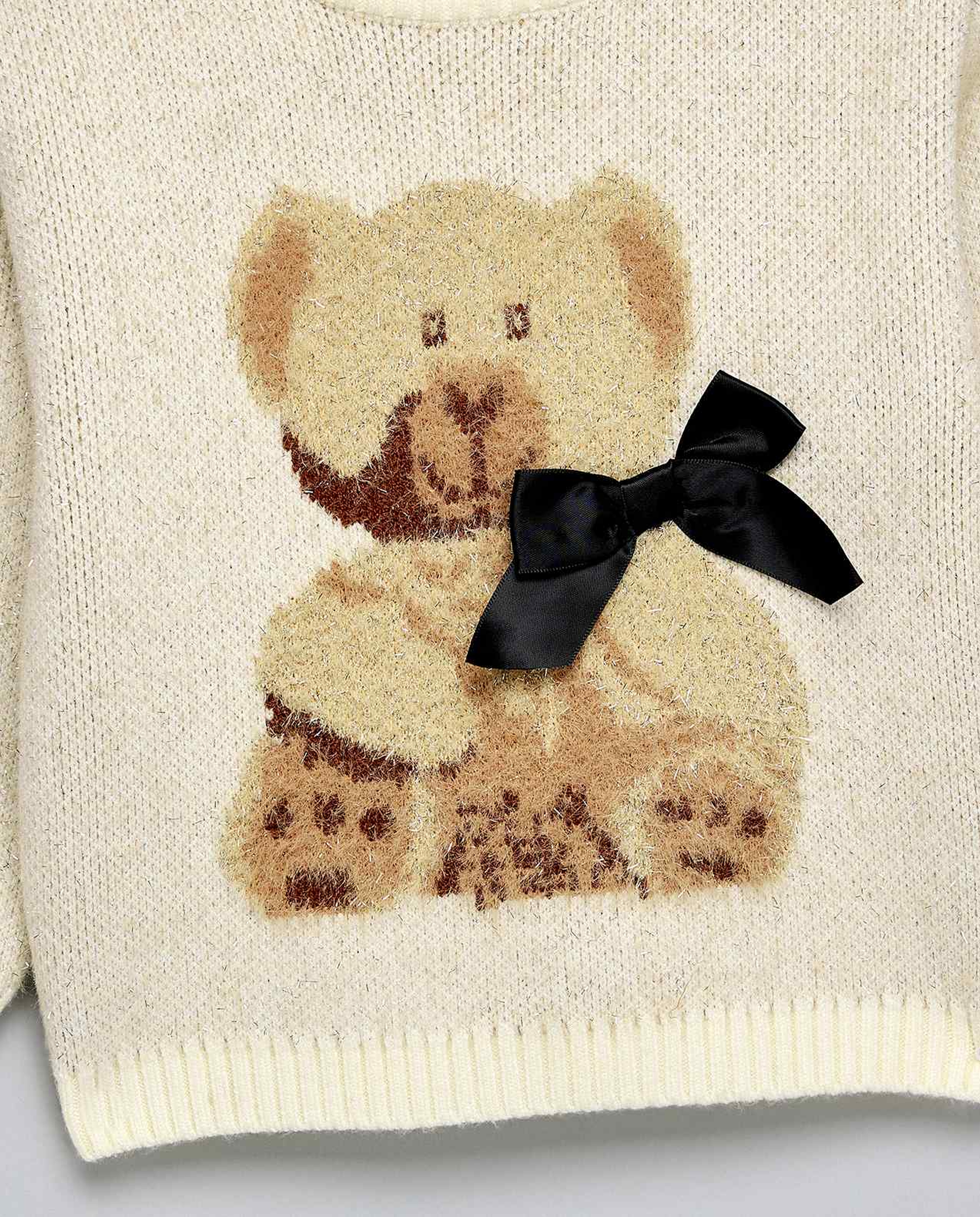 Patterned Sweater with Crew Neck and Long Sleeves