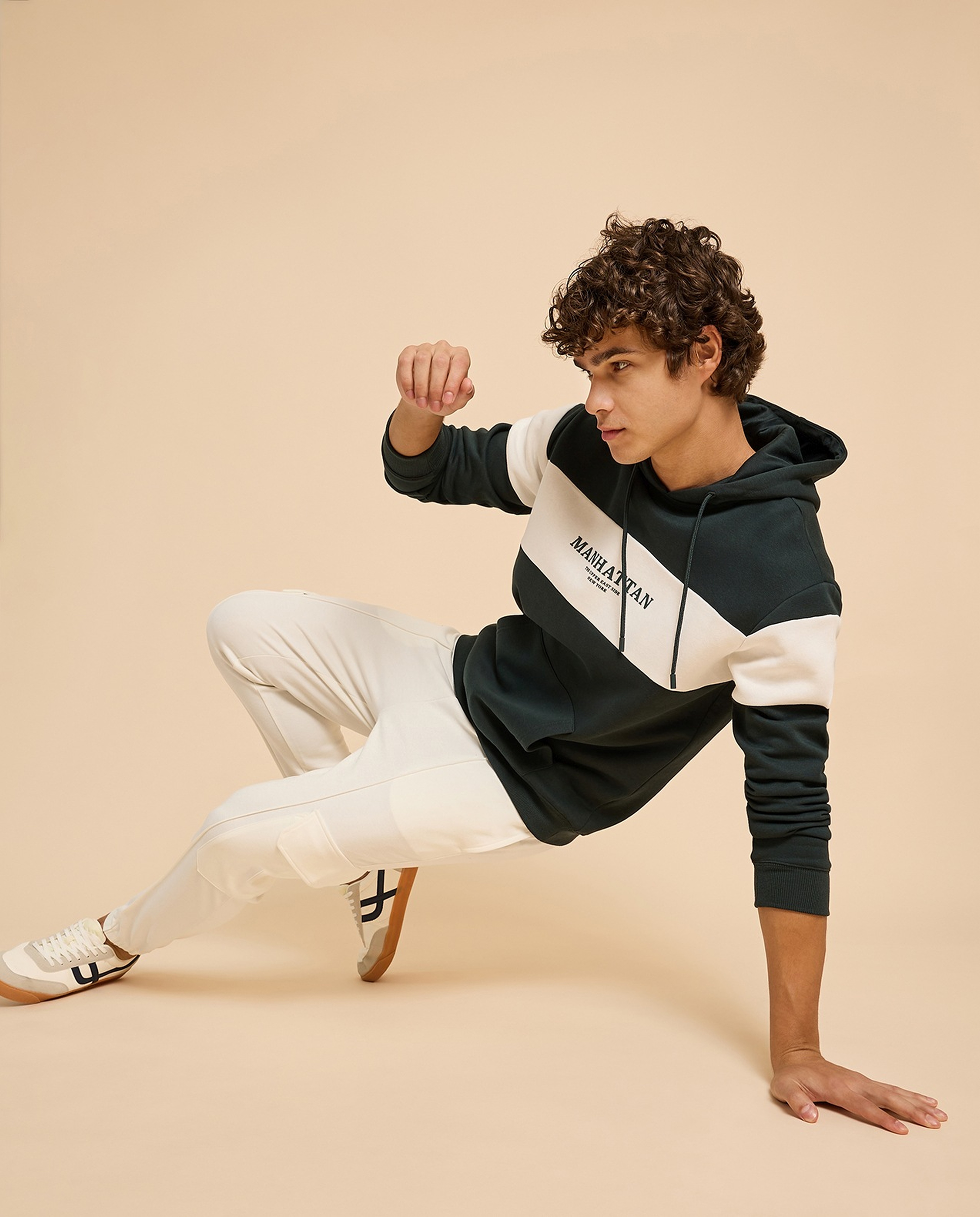 Color Block Hoodie with Long Sleeves