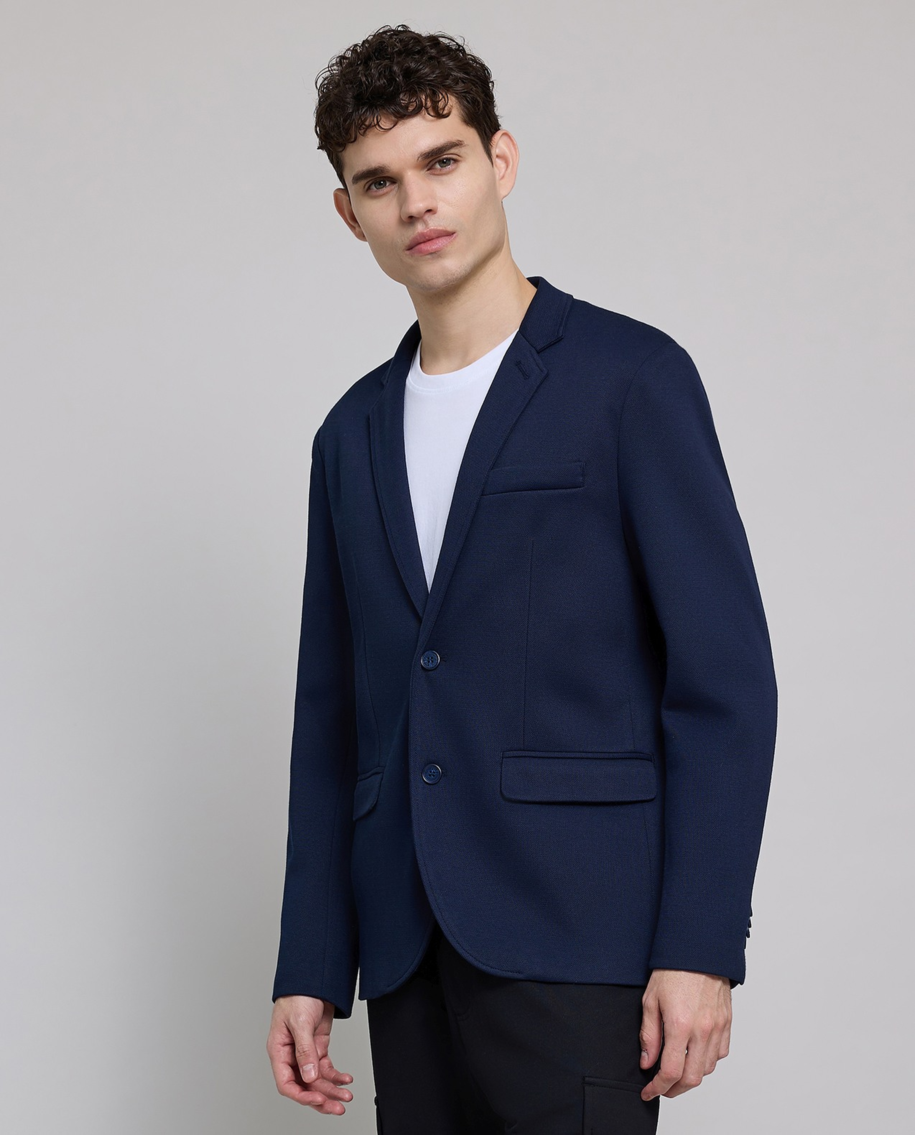 Solid Single Breasted Blazer with Button Closure