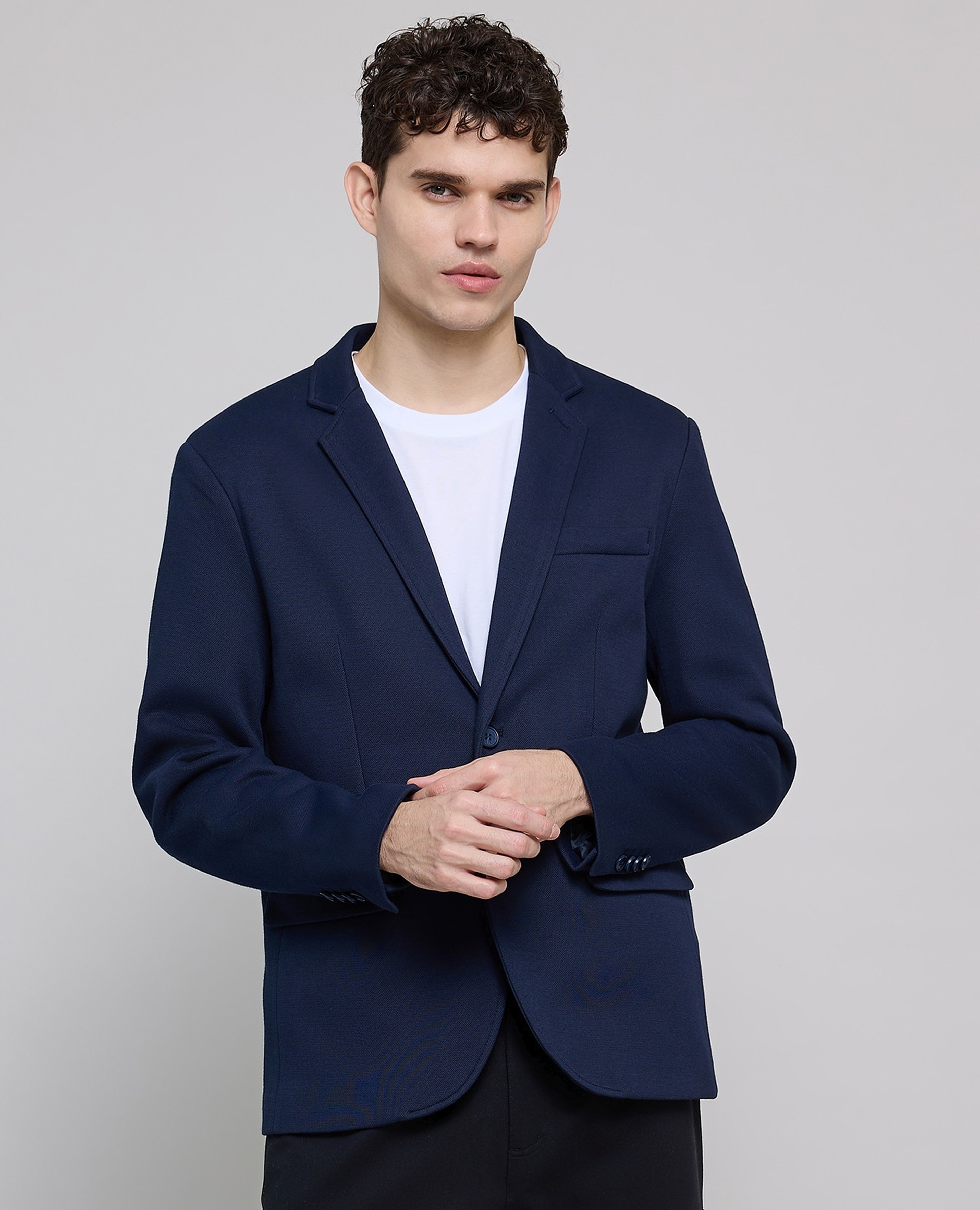 Solid Single Breasted Blazer with Button Closure