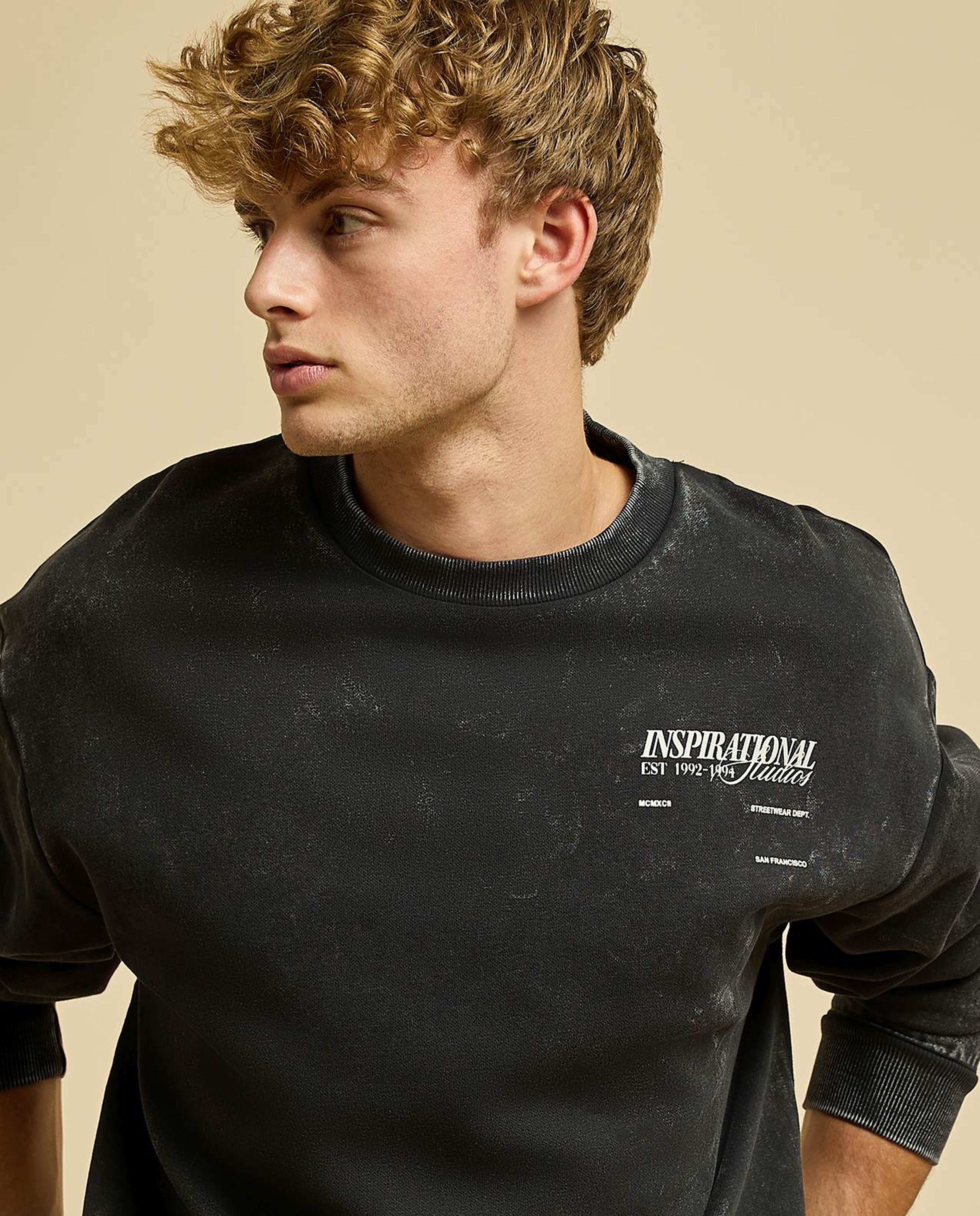 Embroidered Sweatshirt with Crew Neck and Long Sleeves