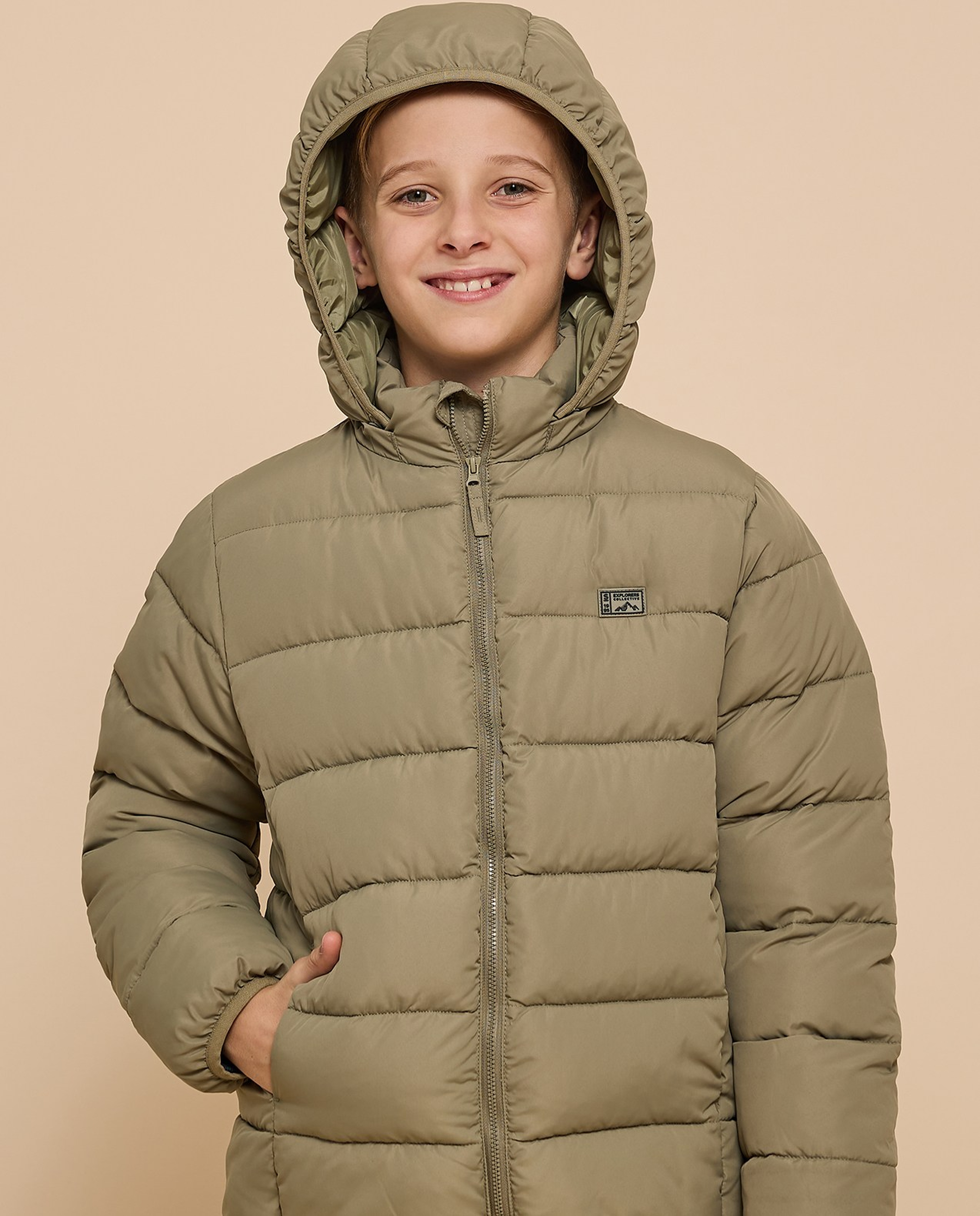 Solid Hooded Jacket with Zipper Closure