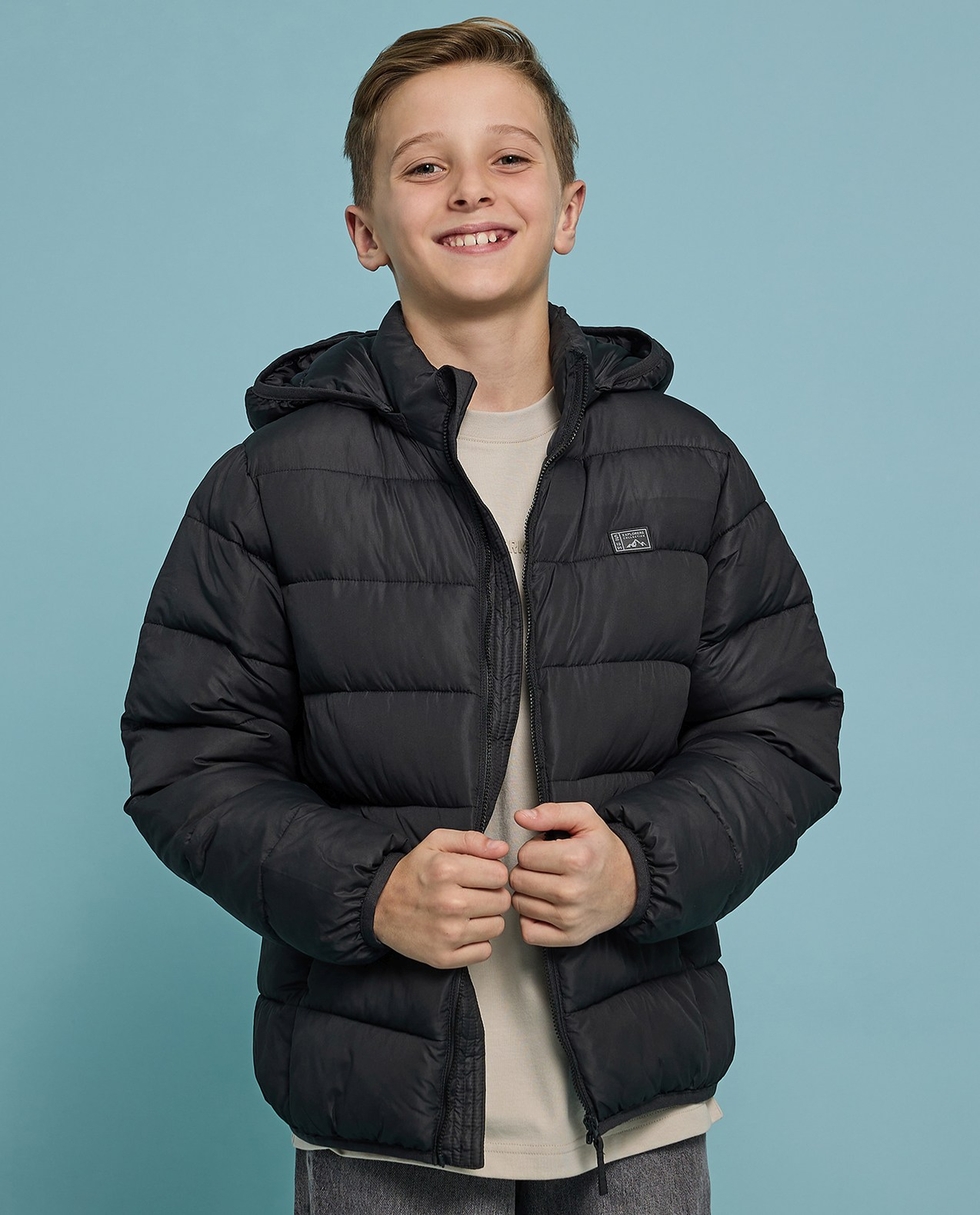 Solid Hooded Jacket with Zipper Closure