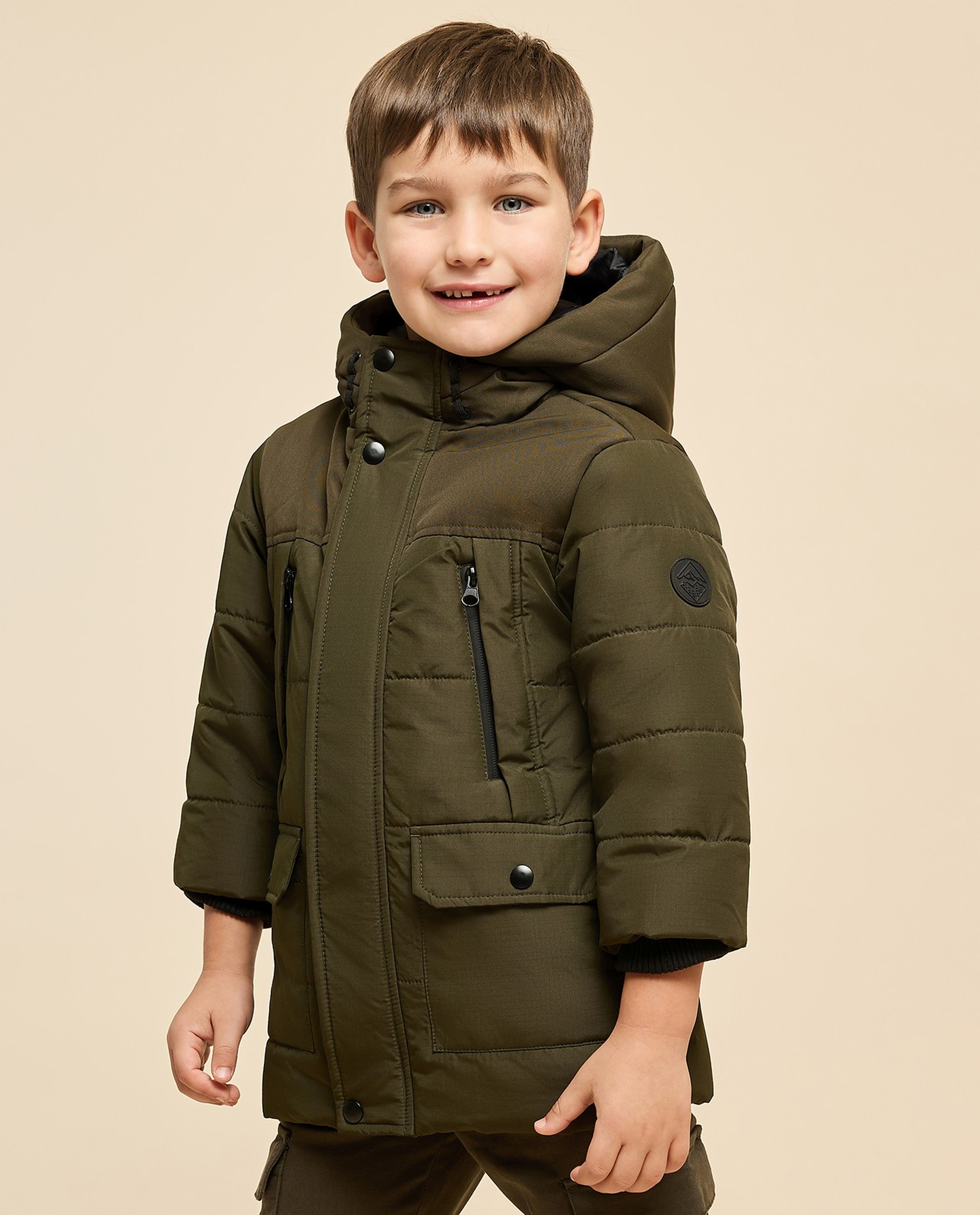 Solid Hooded Jacket with Zipper Closure
