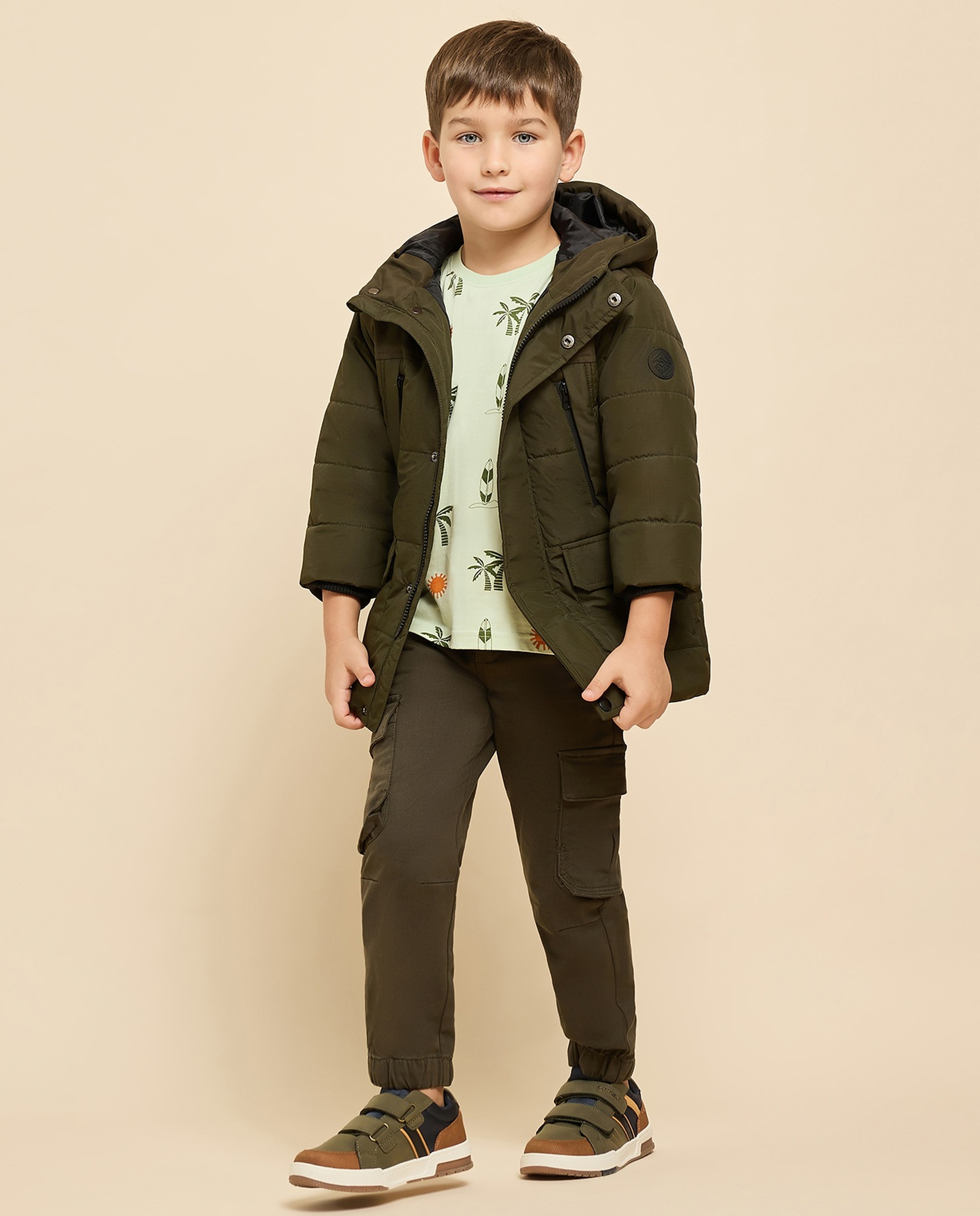 Solid Hooded Jacket with Zipper Closure