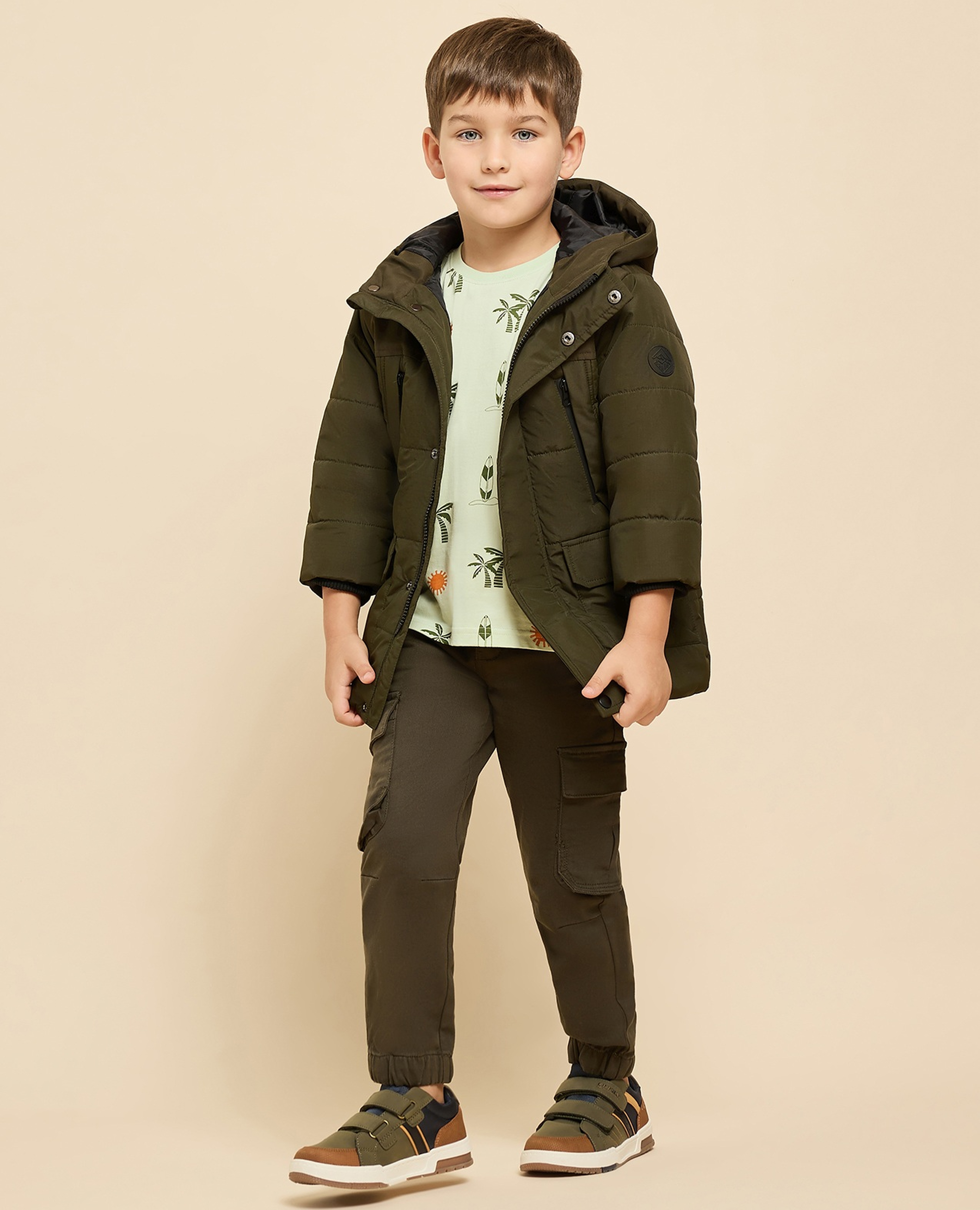 Solid Hooded Jacket with Zipper Closure