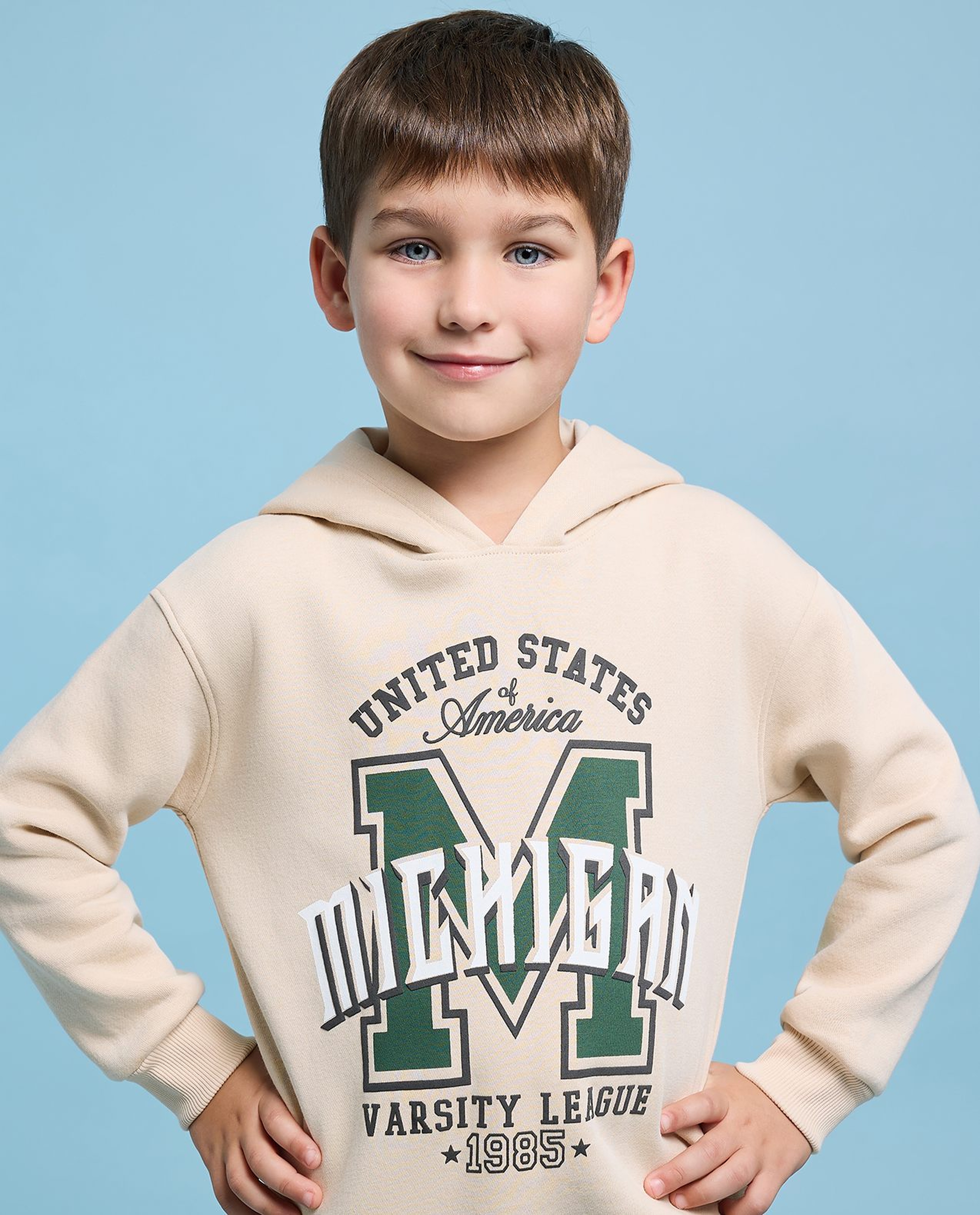 Printed Hoodie with Long Sleeves