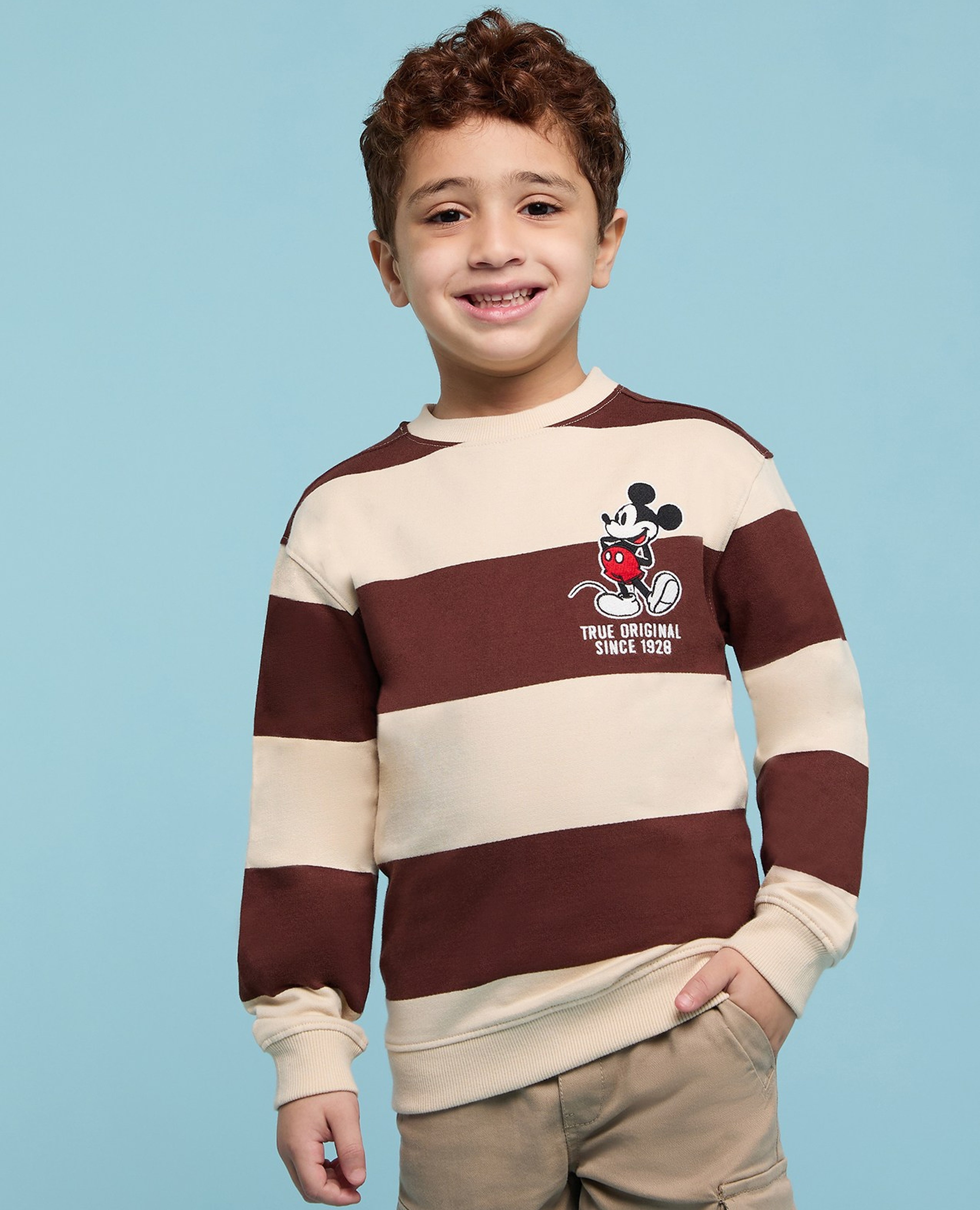 سويتشيرت كم طويل بميكي ماوس مطرز برقبة مستديرة