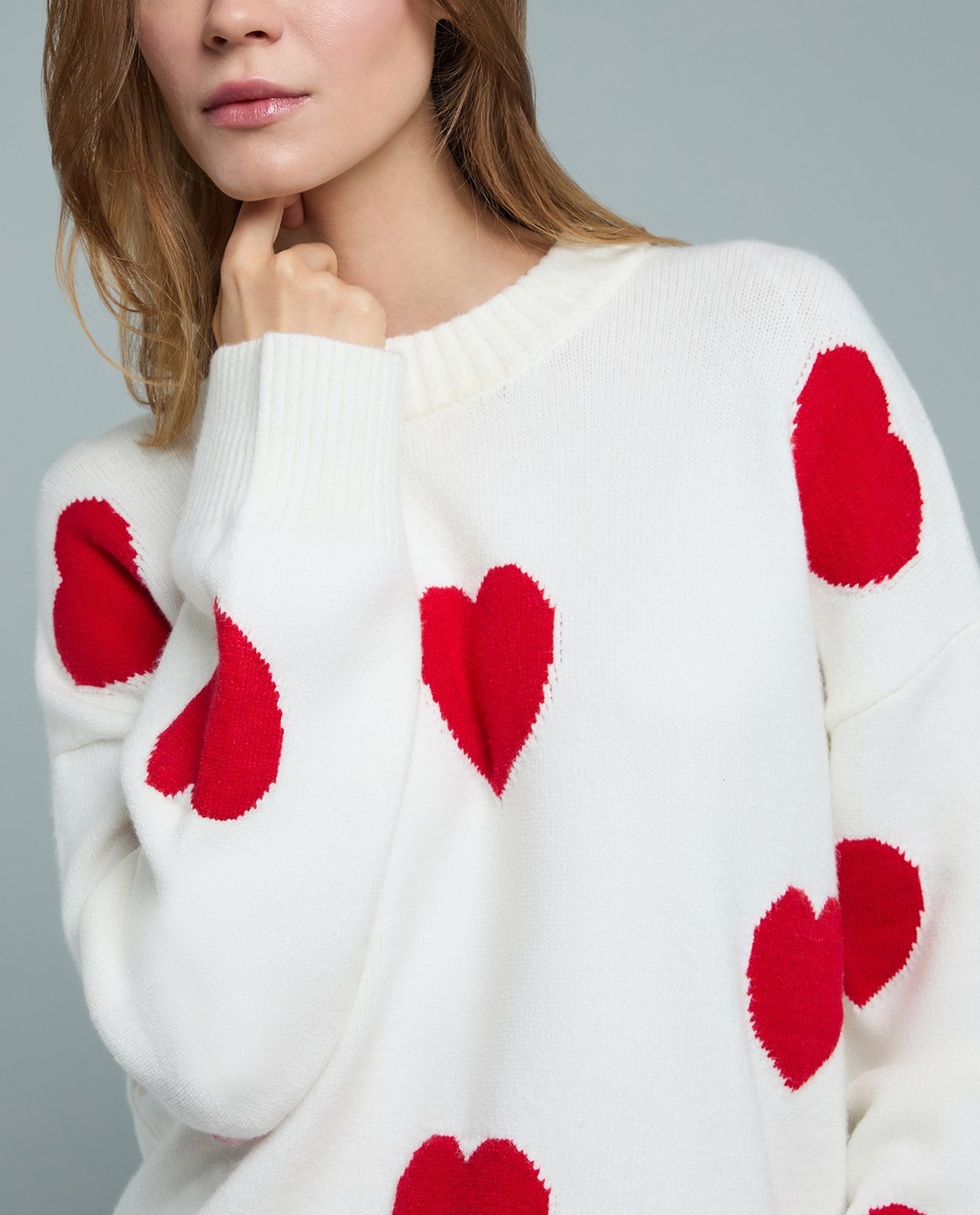 Heart Patterned Sweater with Crew Neck and Long Sleeves
