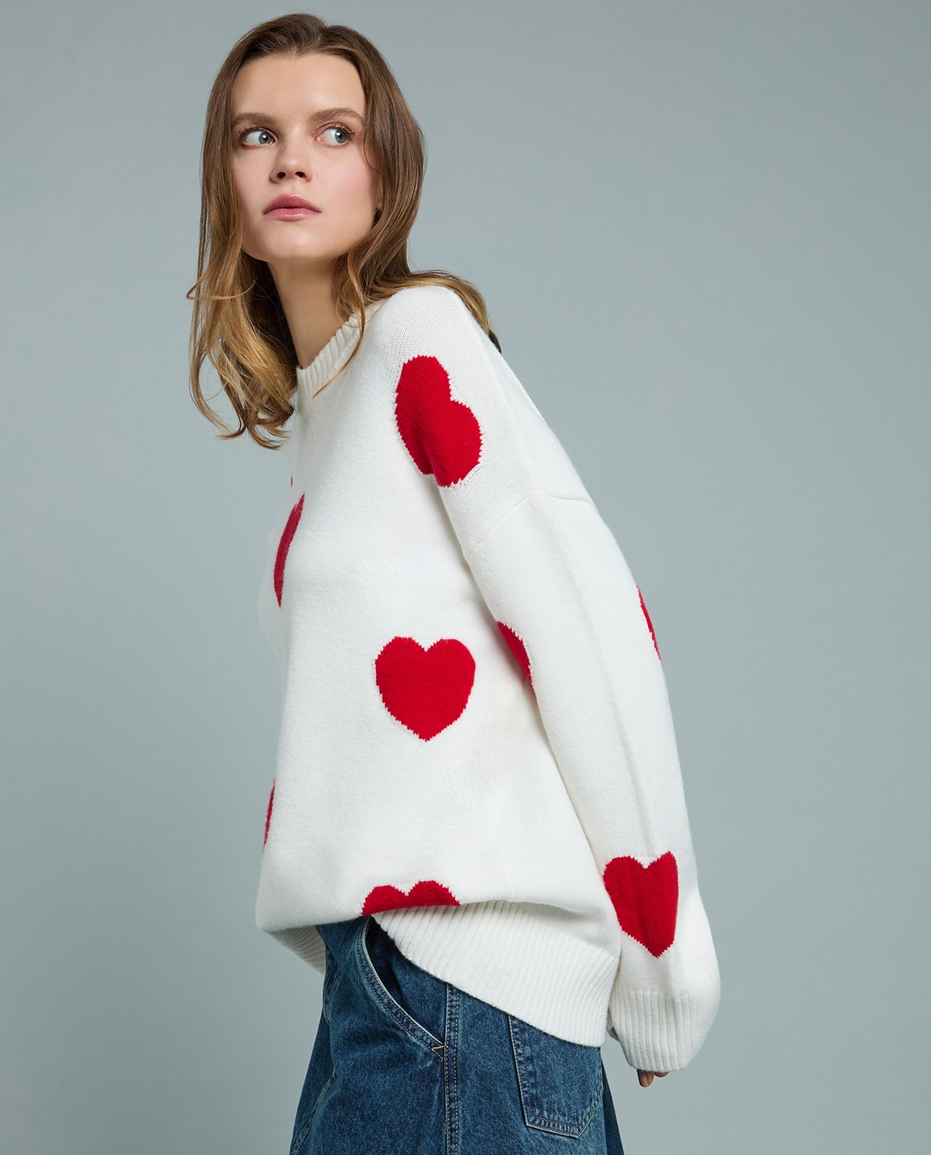 Heart Patterned Sweater with Crew Neck and Long Sleeves
