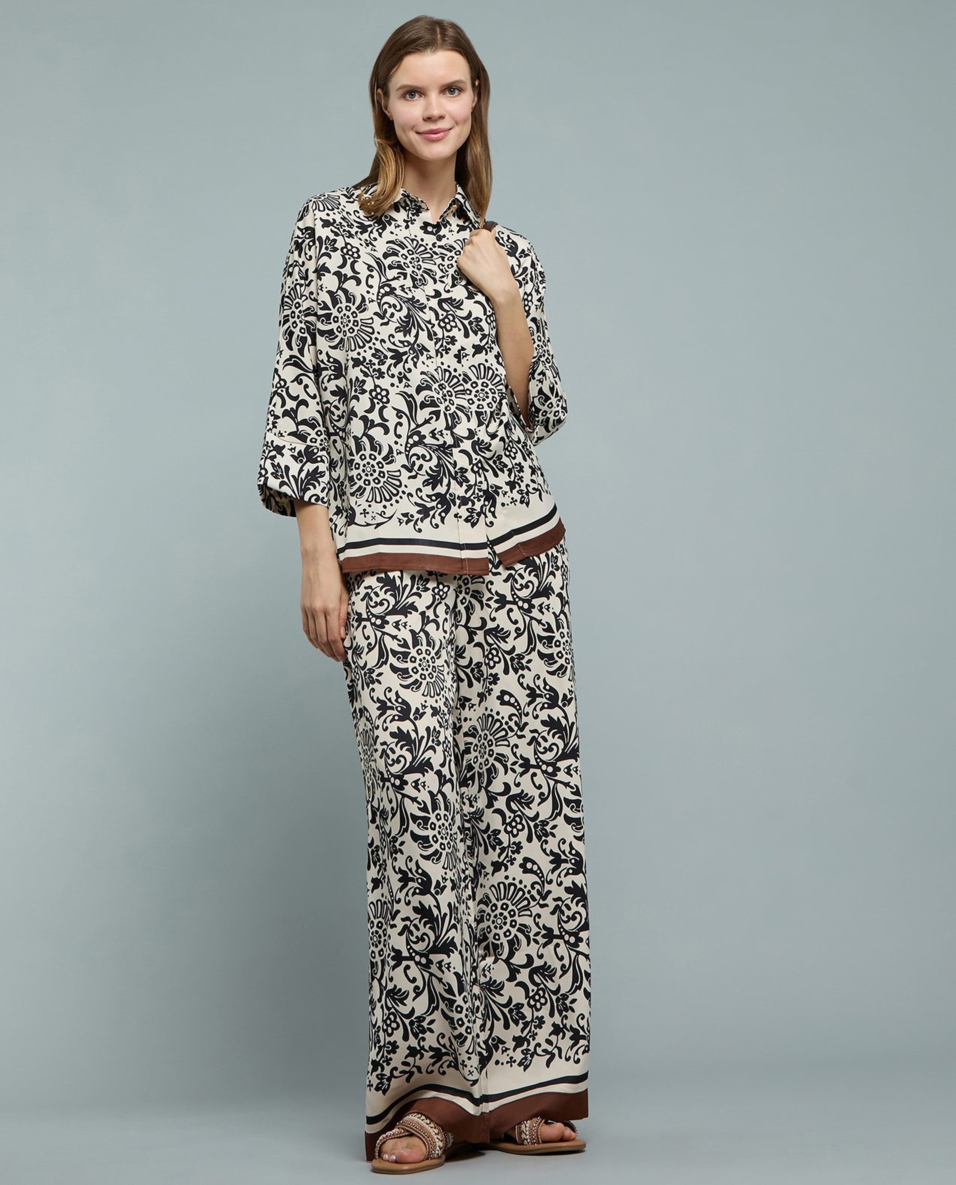 Patterned Shirt with Classic Collar and 3/4 Sleeves