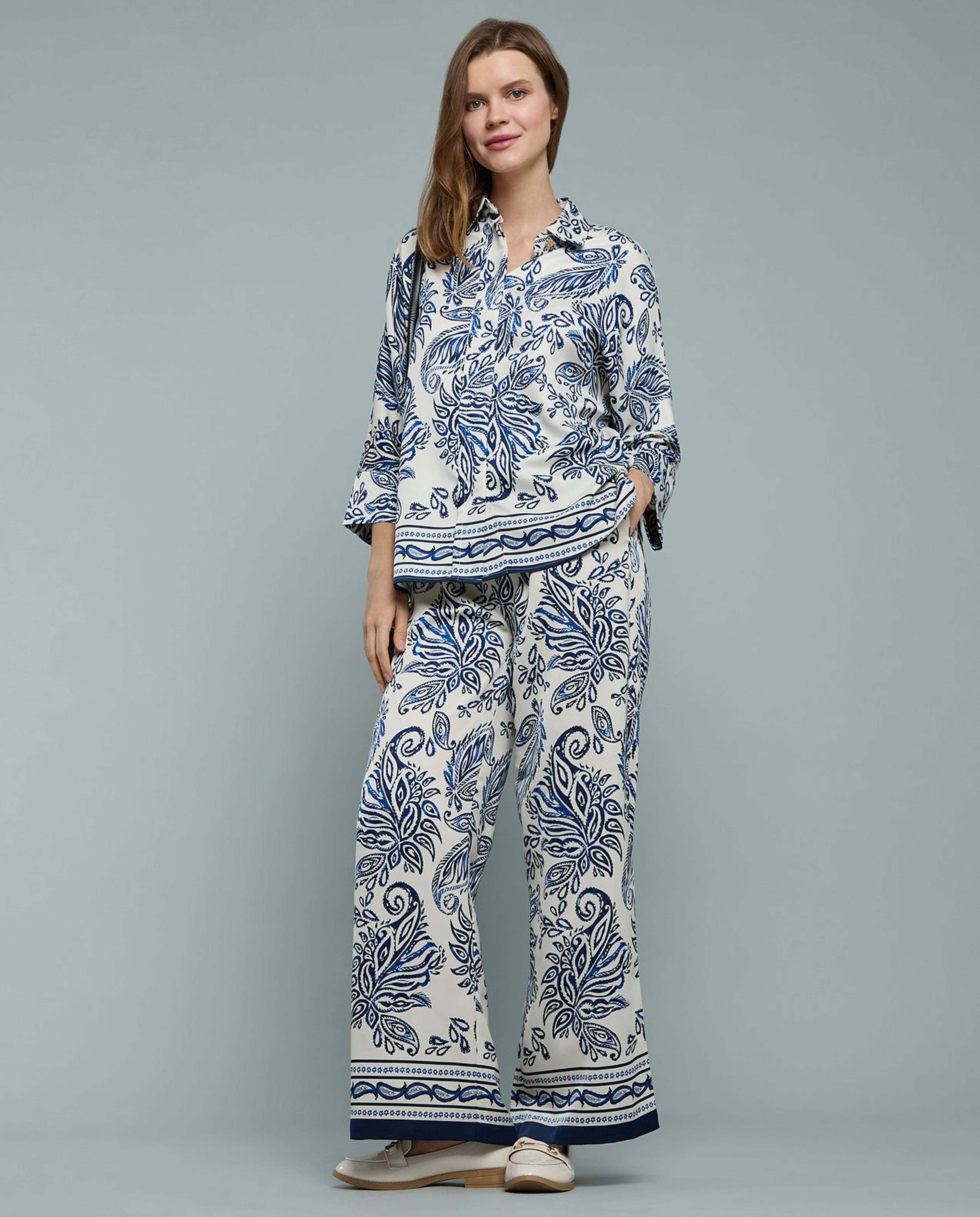 Patterned Shirt with Classic Collar and 3/4 Sleeves