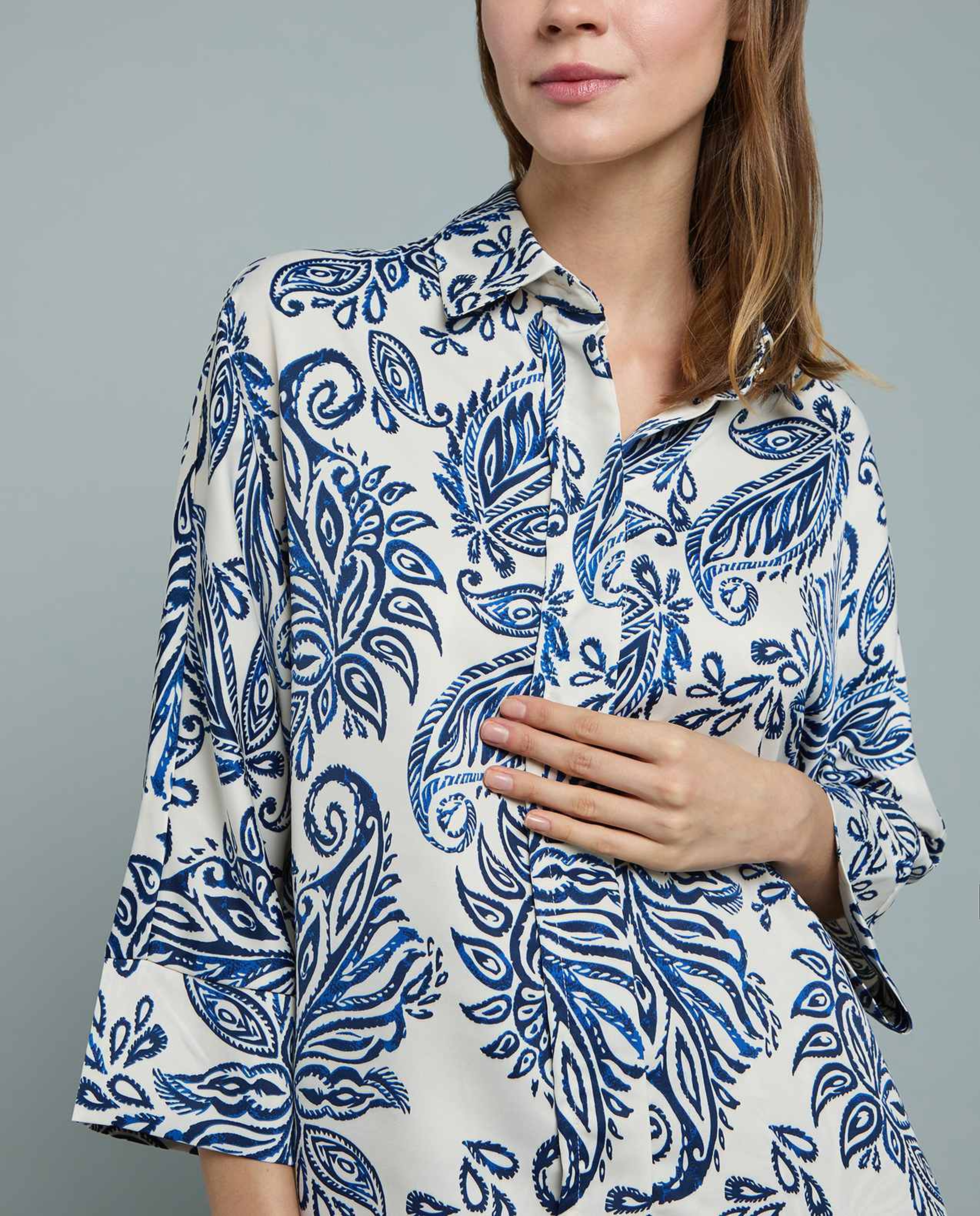 Patterned Shirt with Classic Collar and 3/4 Sleeves