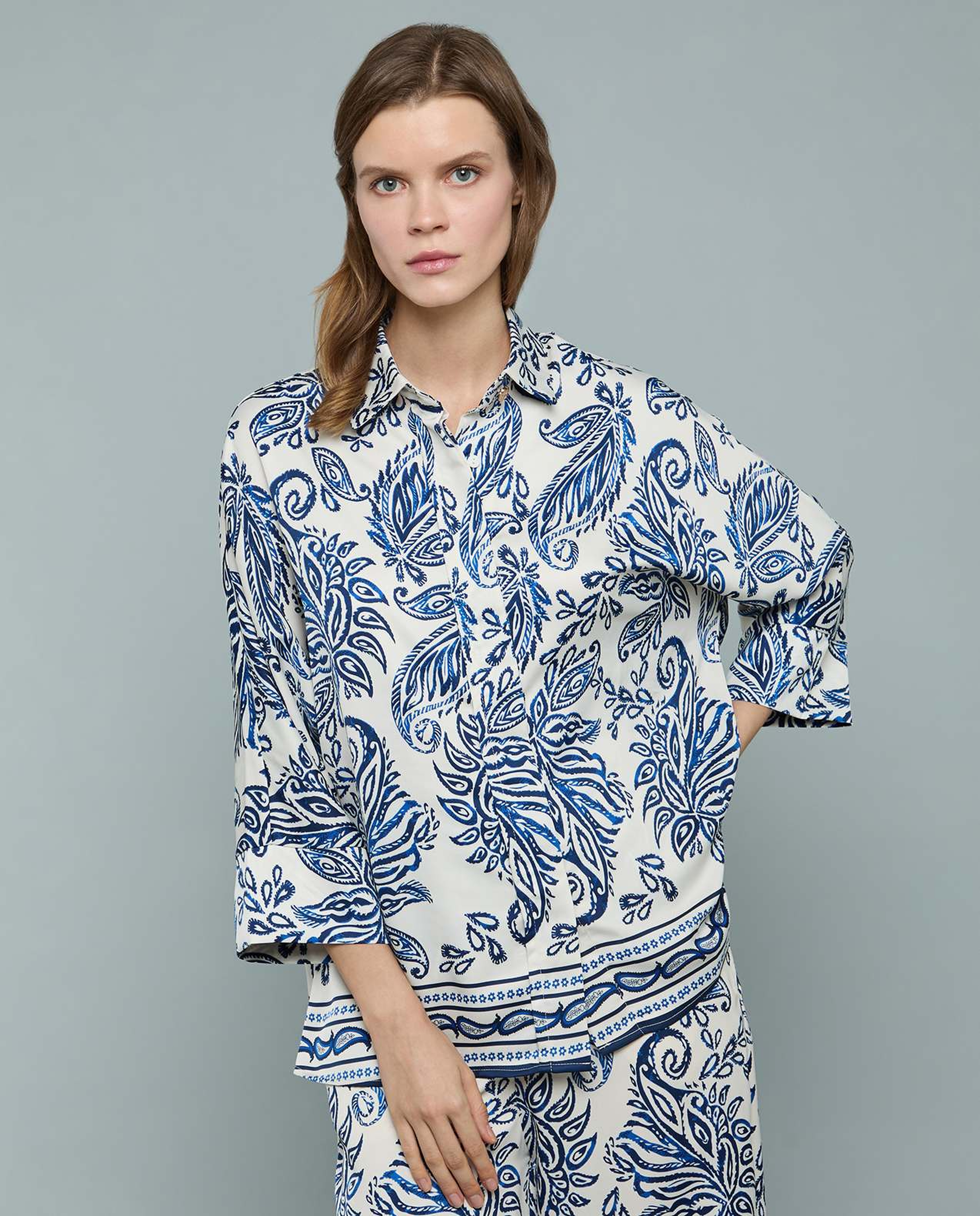 Patterned Shirt with Classic Collar and 3/4 Sleeves