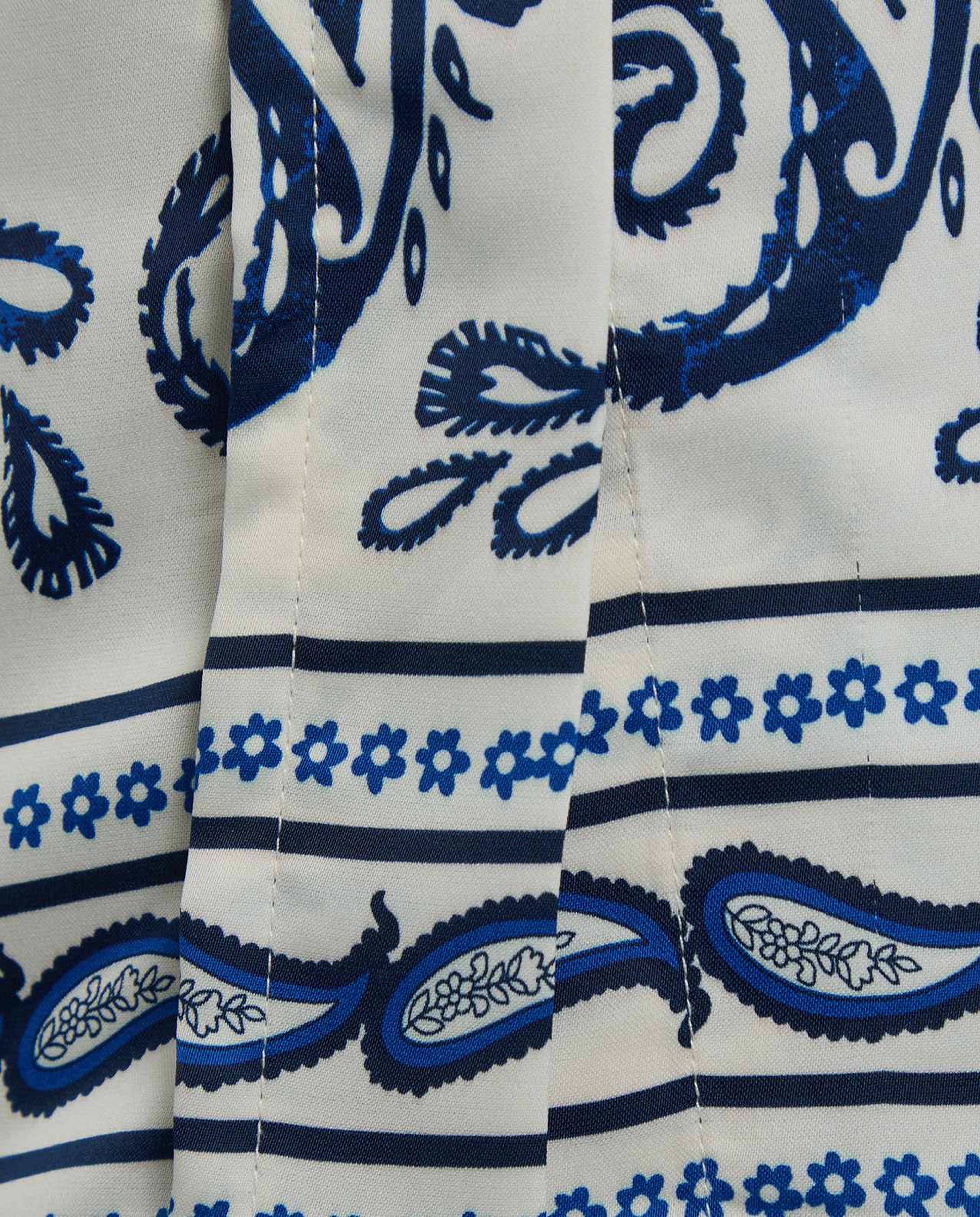 Patterned Shirt with Classic Collar and 3/4 Sleeves