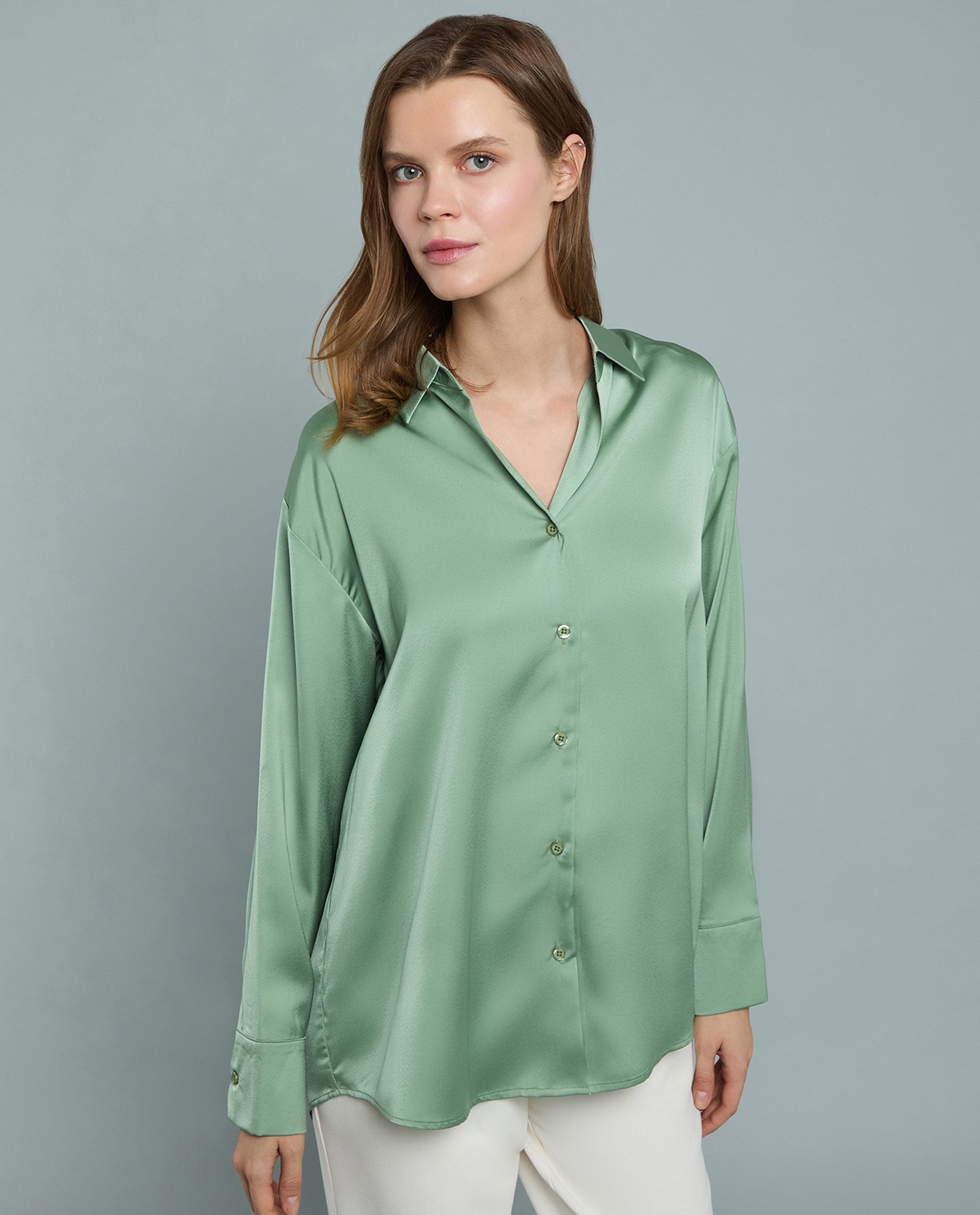 Solid Shirt with Classic Collar and Long Sleeves