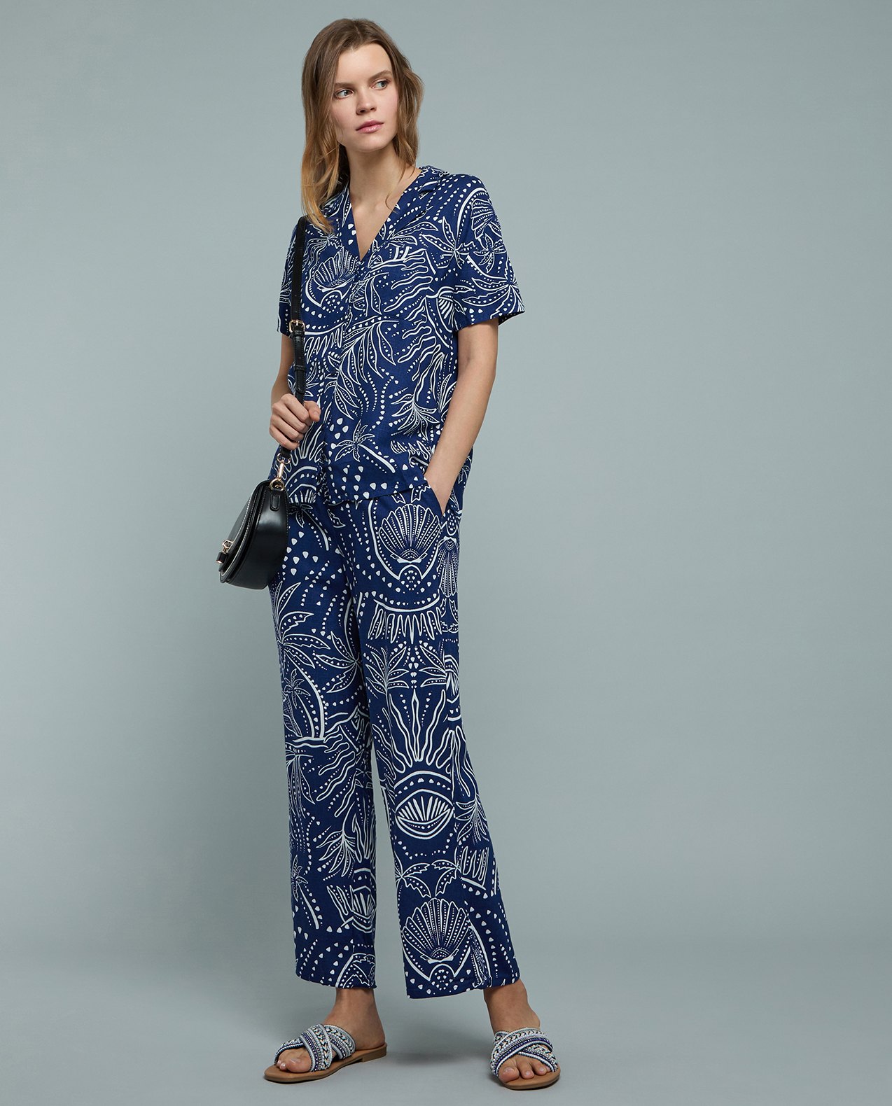 Patterned Shirt with Lapel Collar and Short Sleeves