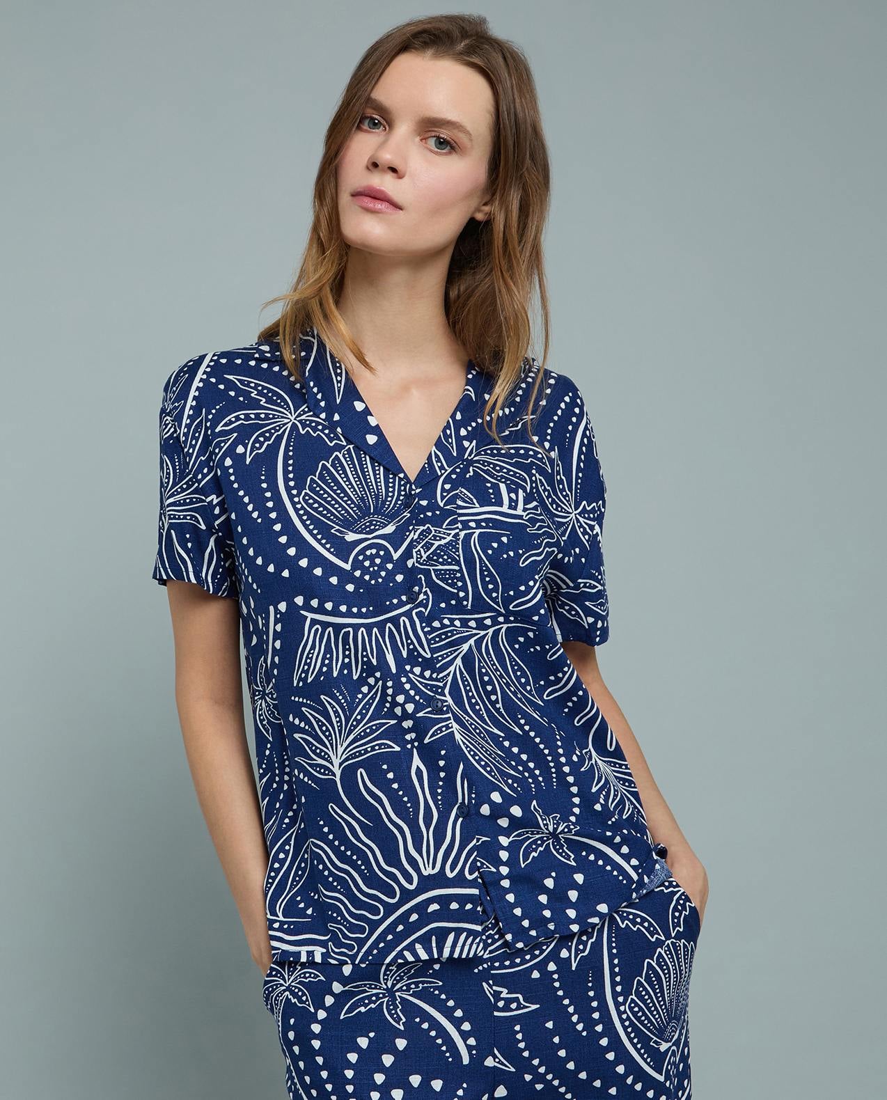 Patterned Shirt with Lapel Collar and Short Sleeves