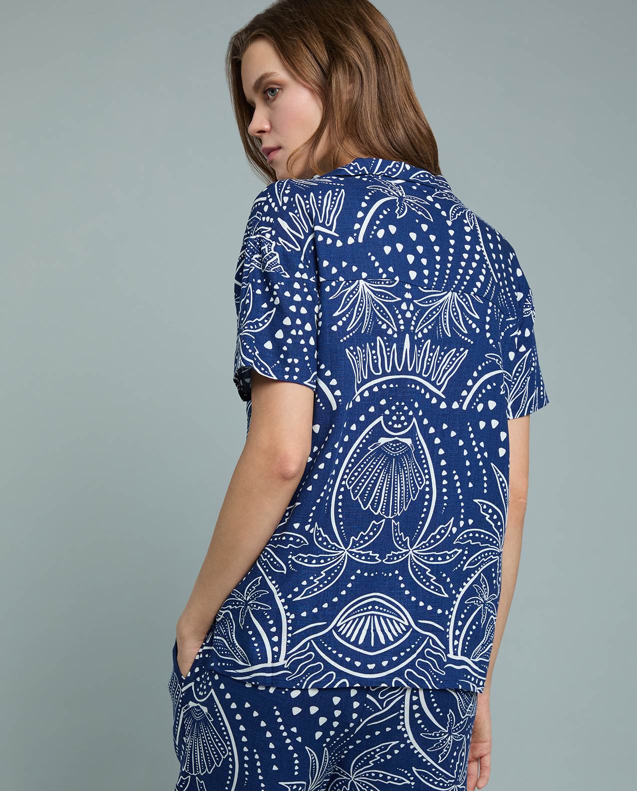 Patterned Shirt with Lapel Collar and Short Sleeves