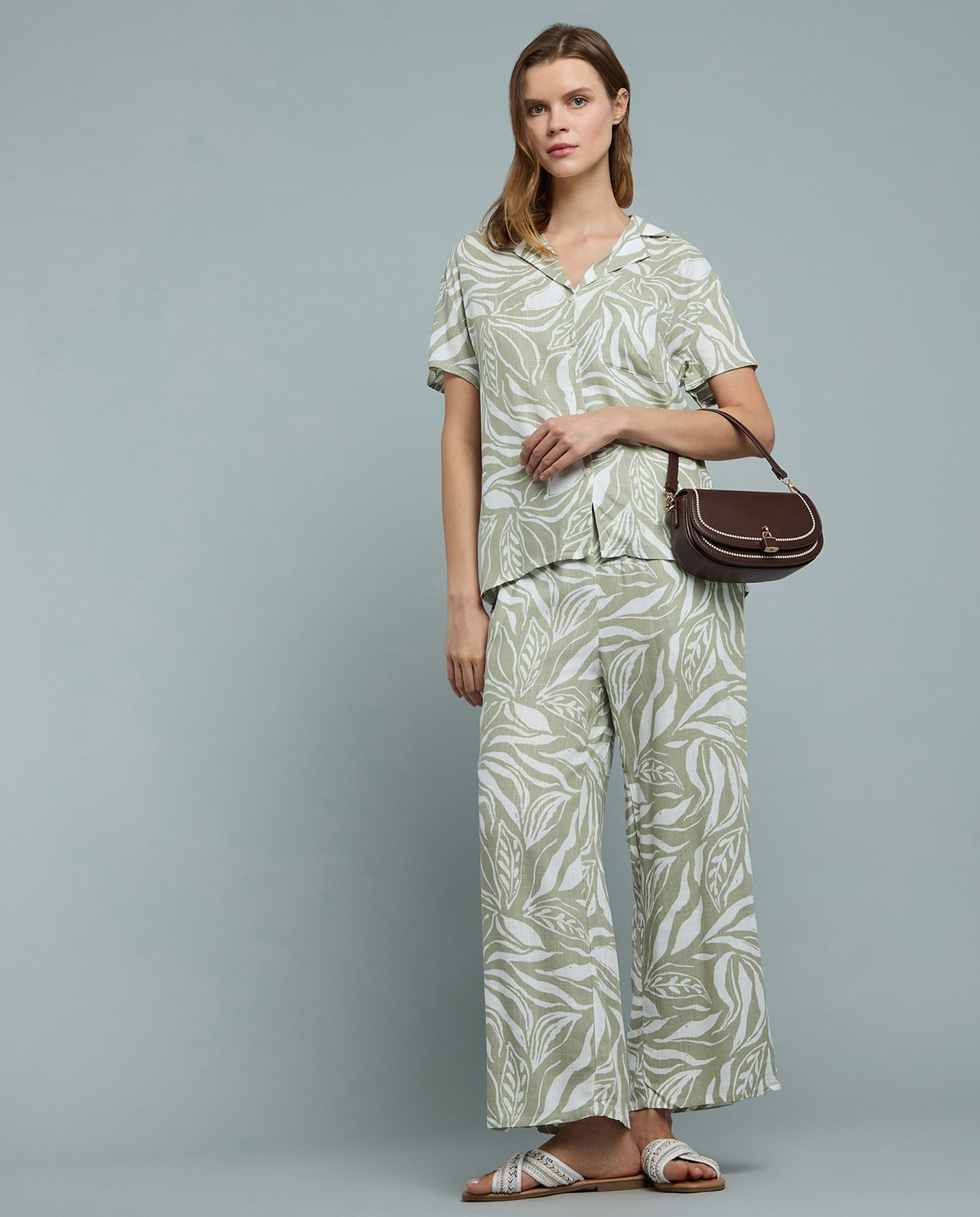 Patterned Shirt with Lapel Collar and Short Sleeves