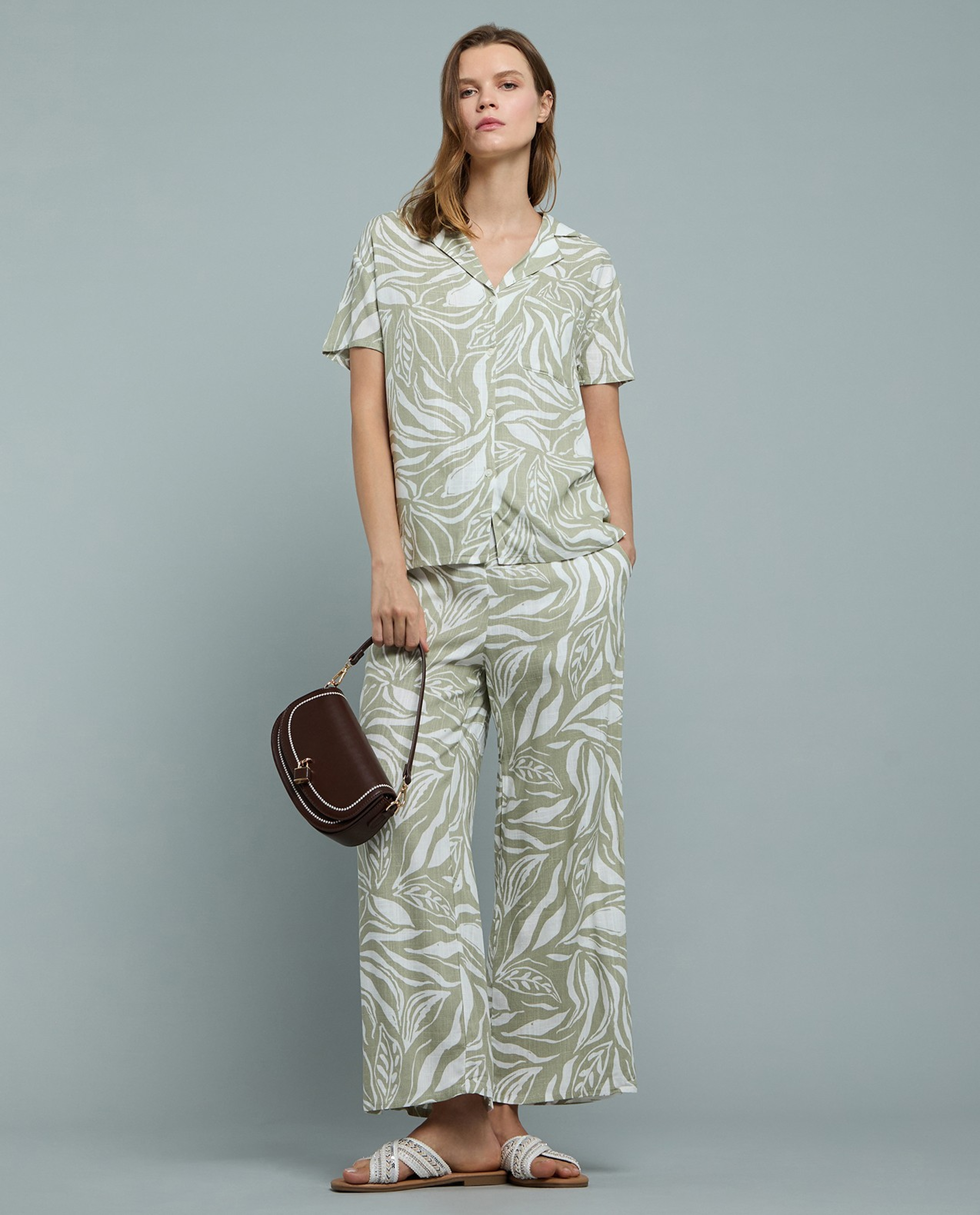 Patterned Shirt with Lapel Collar and Short Sleeves