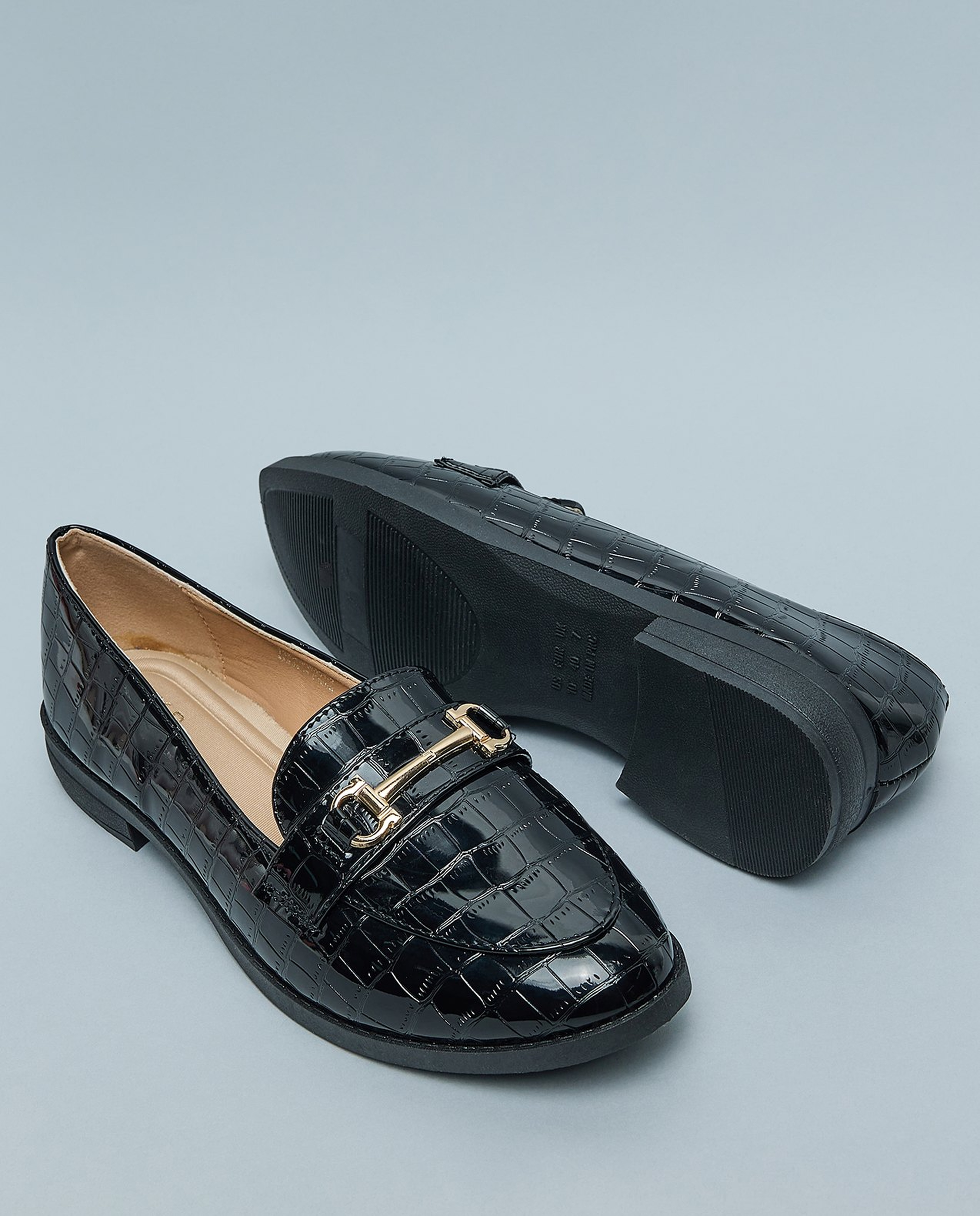 لوفر هورس بيت