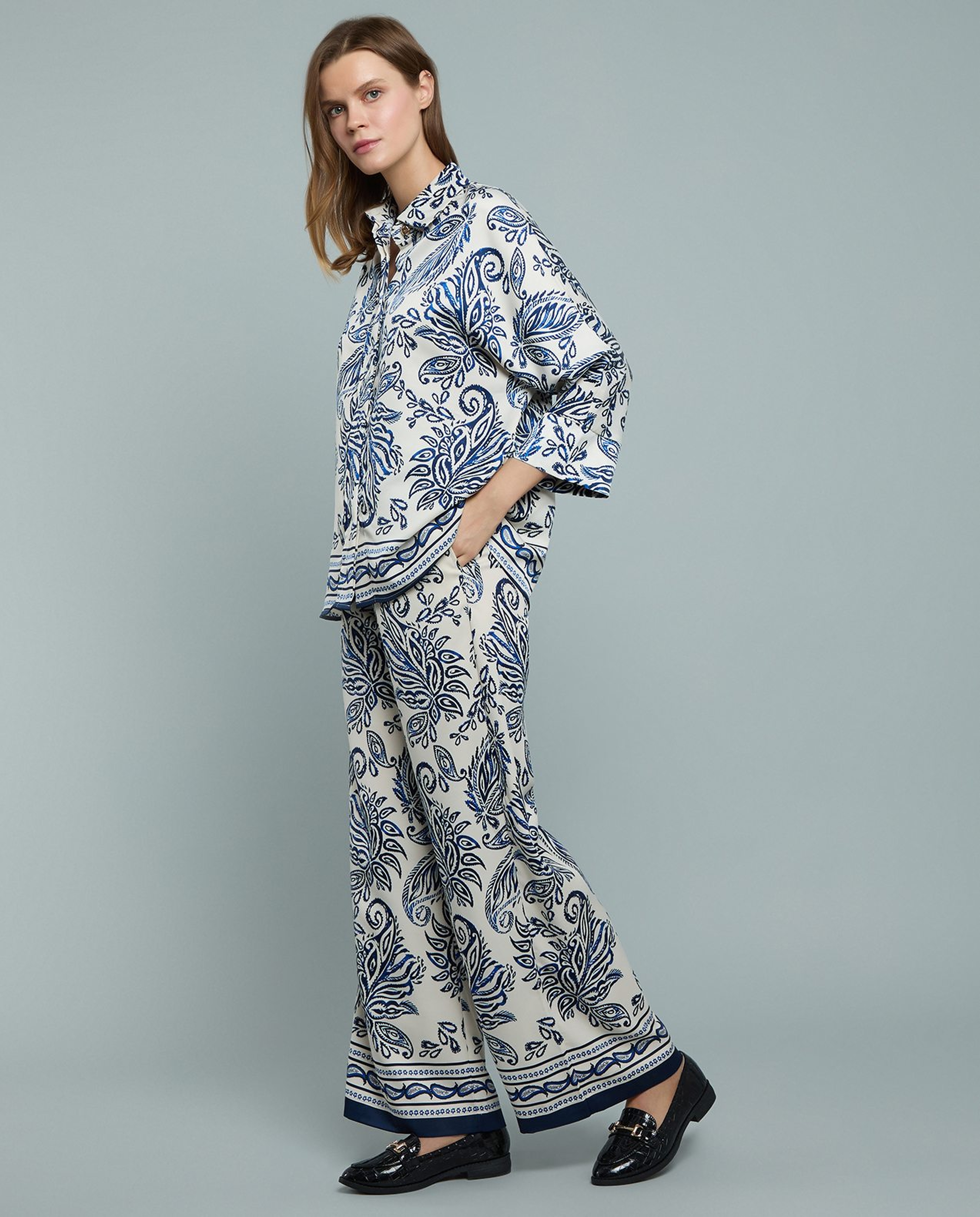 لوفر هورس بيت