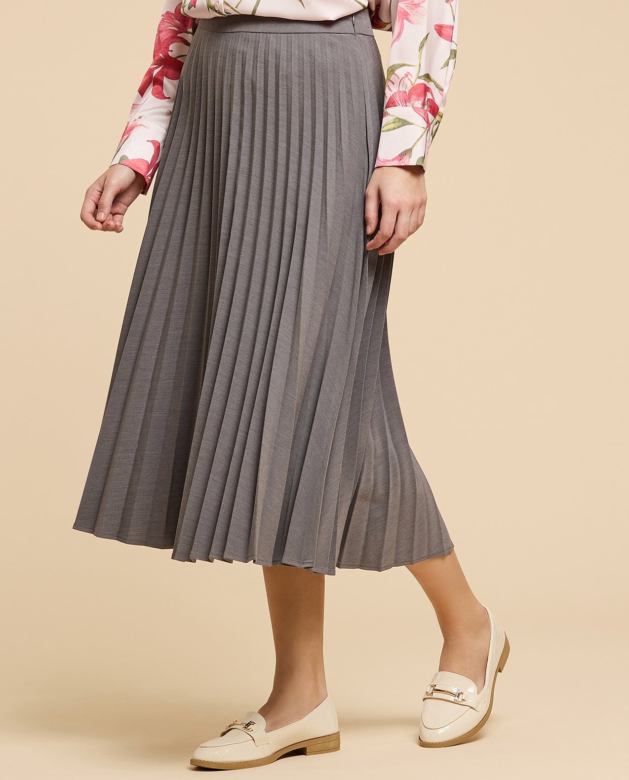 Pleated Midi Skirt with Elastic Waist