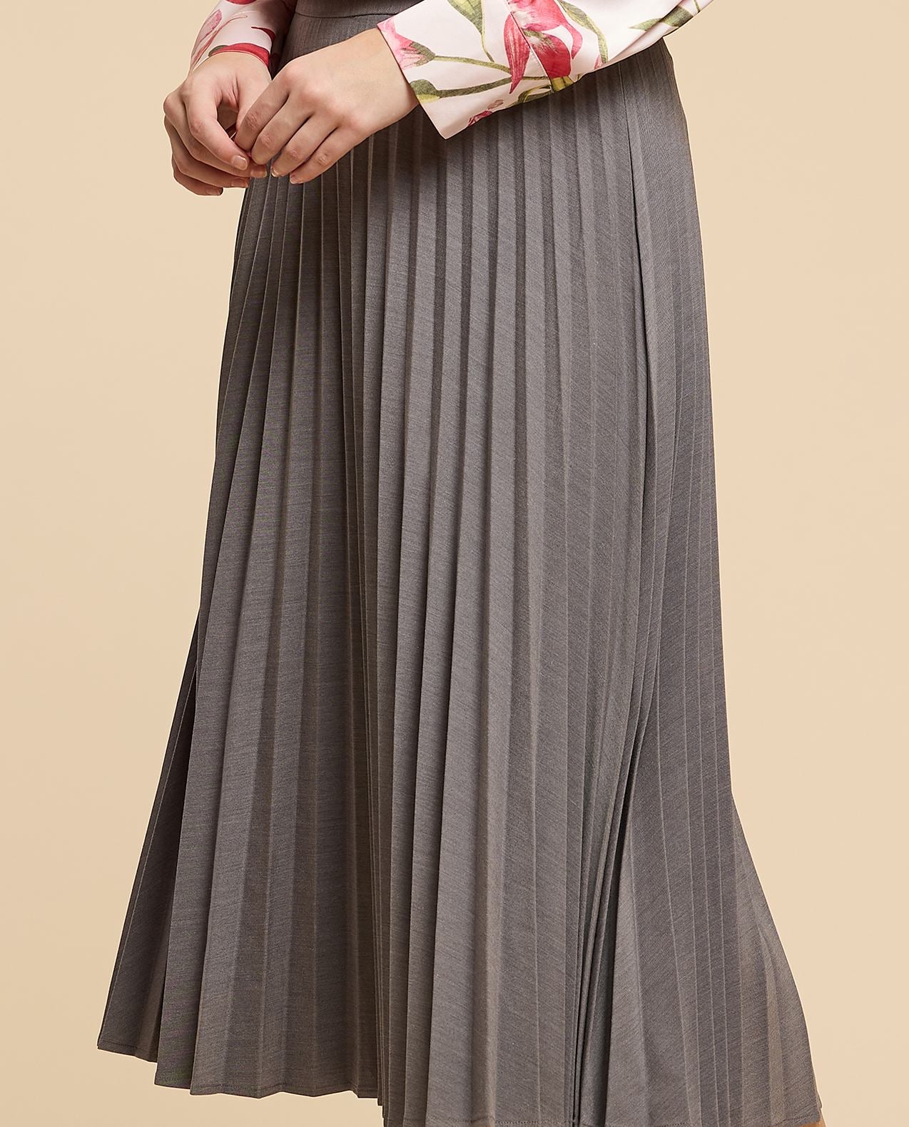 Pleated Midi Skirt with Elastic Waist