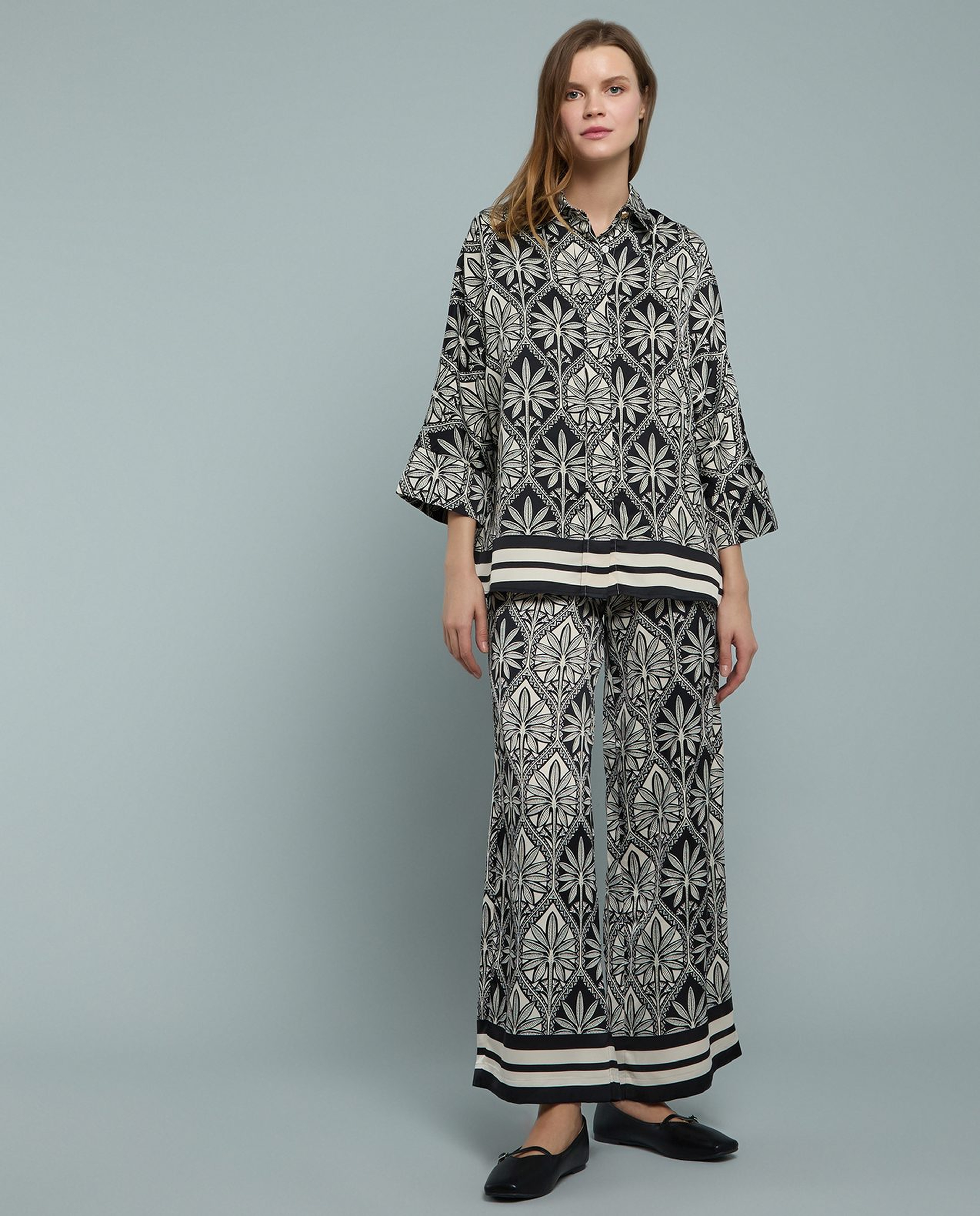 Solid Square Toe Mary Jane Shoes