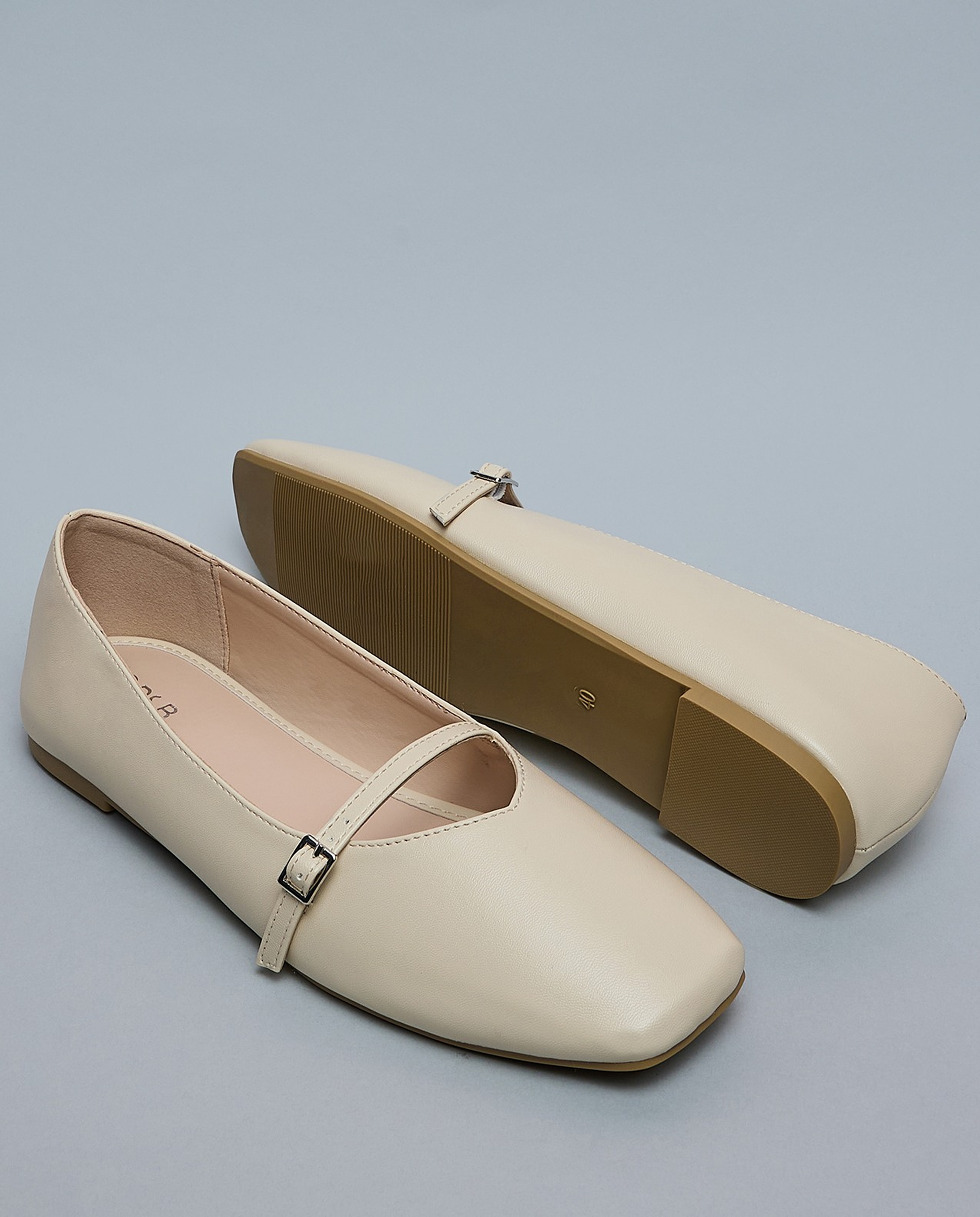 Solid Square Toe Mary Jane Shoes