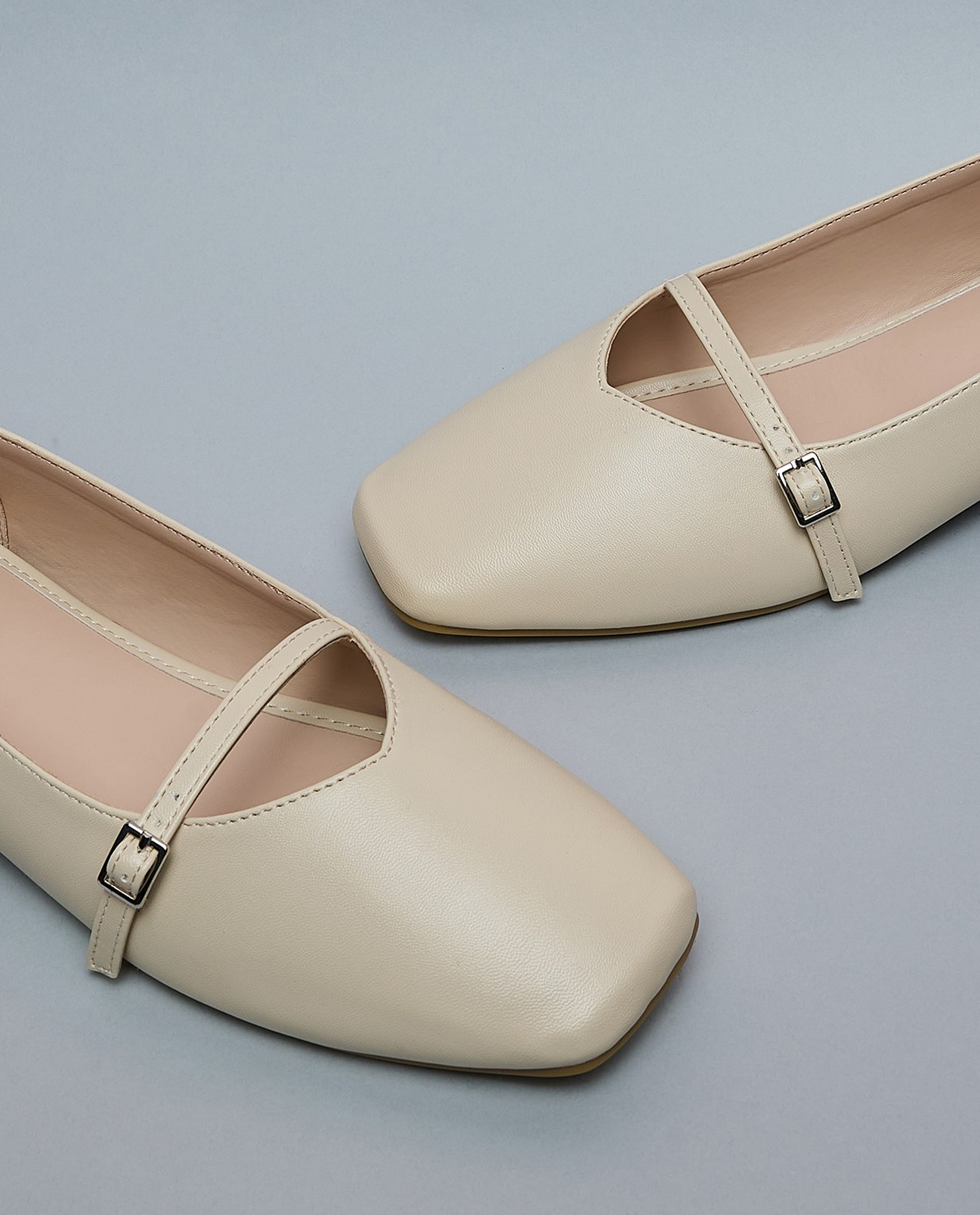 Solid Square Toe Mary Jane Shoes