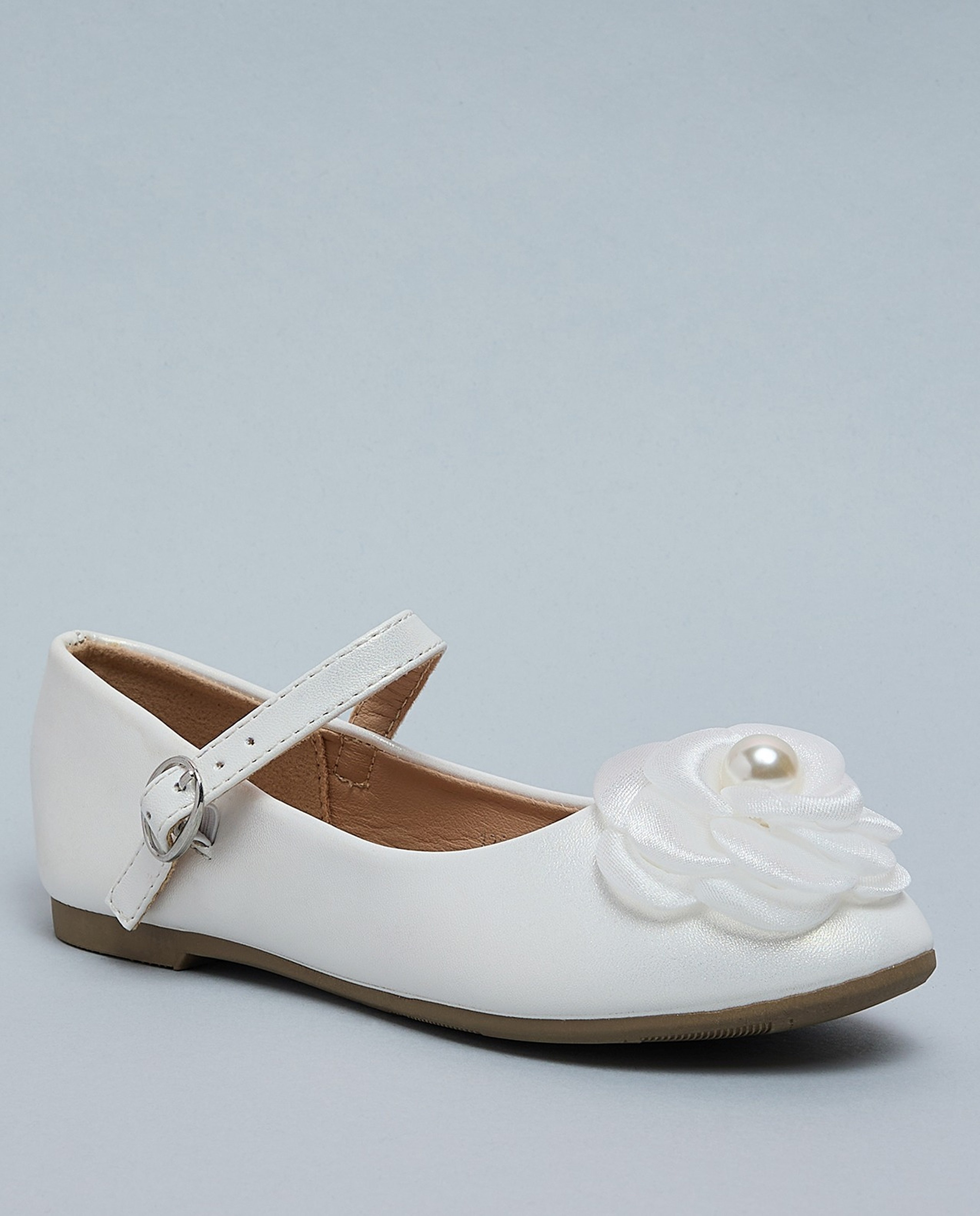 Rose Appliqued Mary Jane Shoes