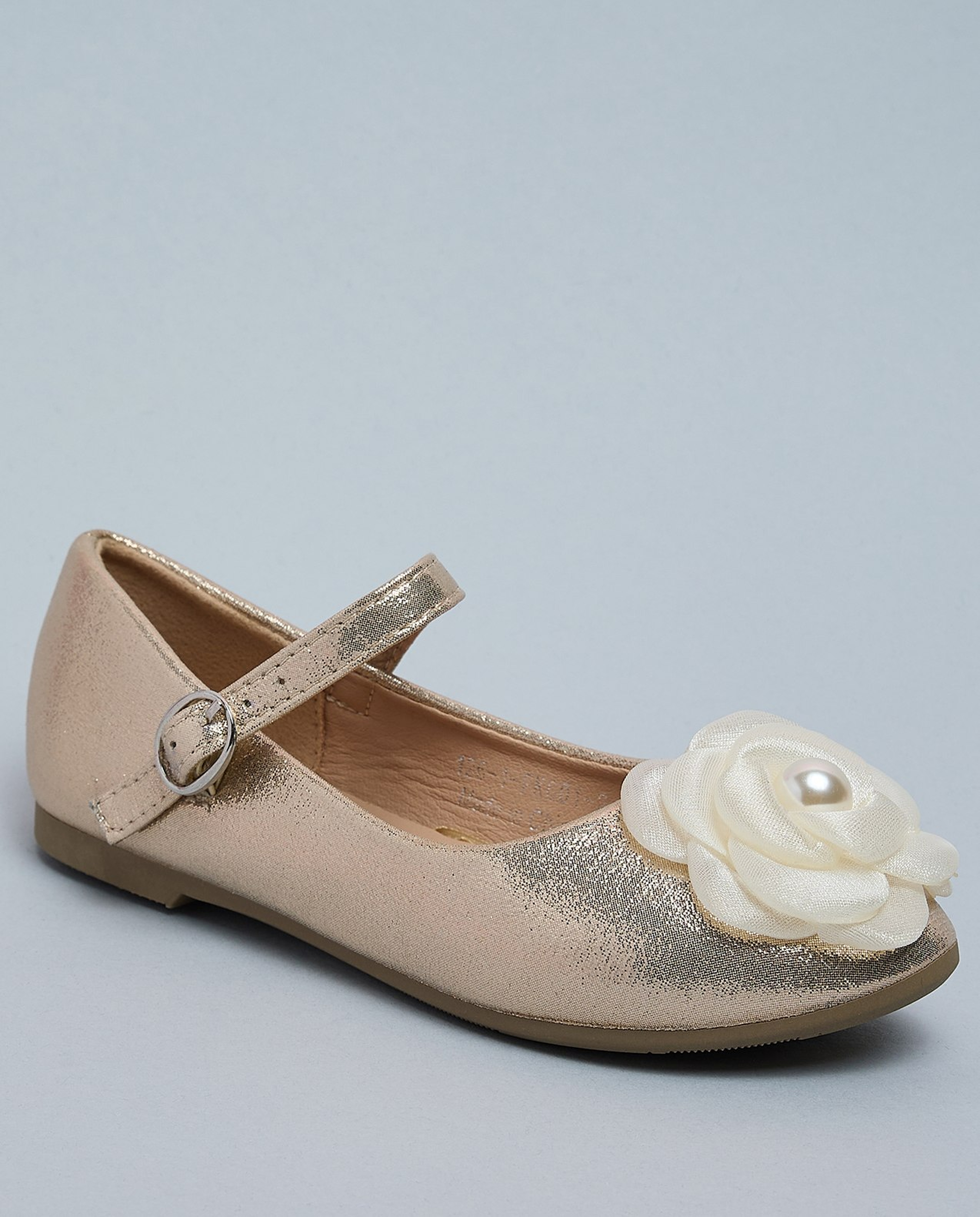 Rose Appliqued Mary Jane Shoes