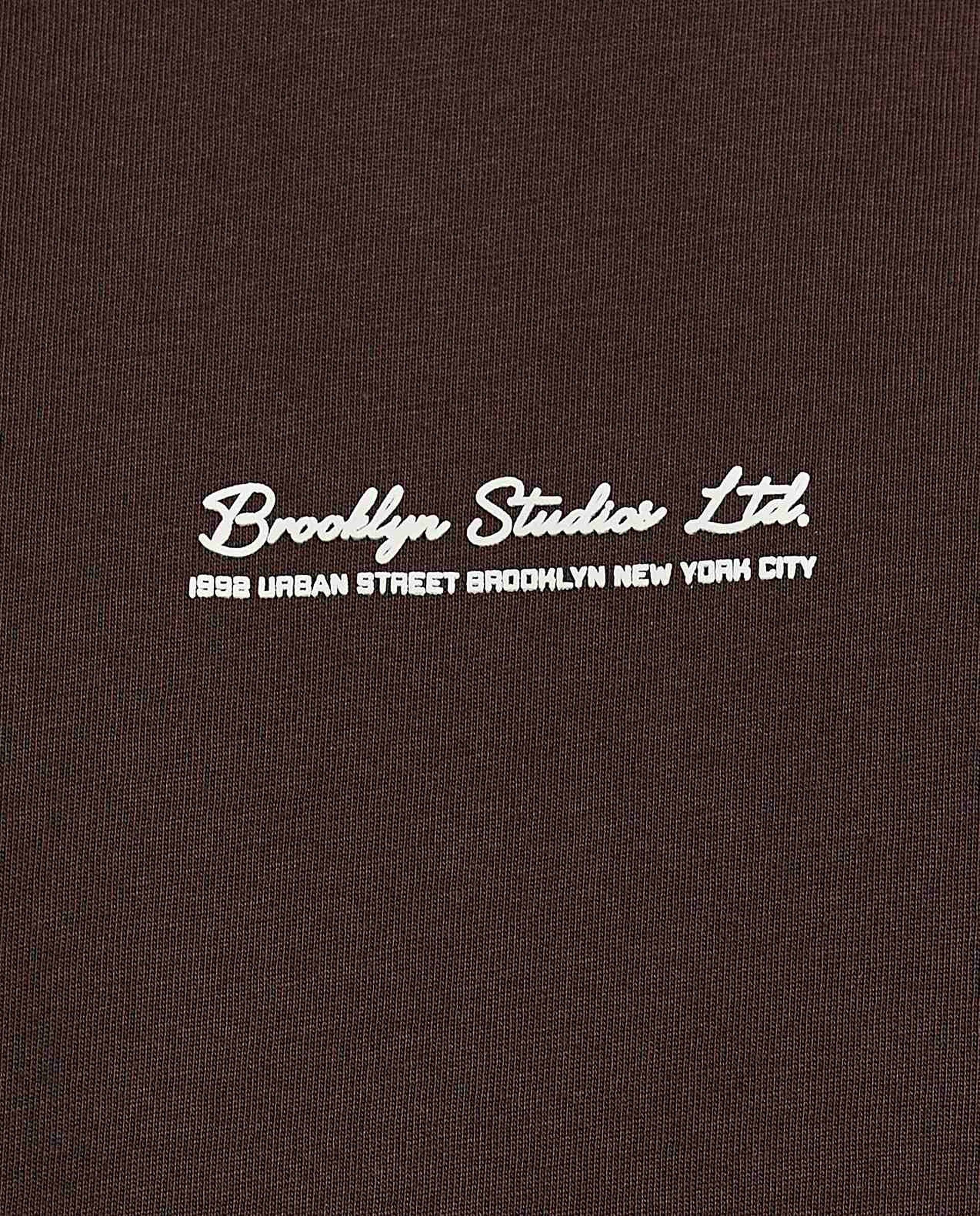 Typography Print T-Shirt with Crew Neck and Short Sleeves